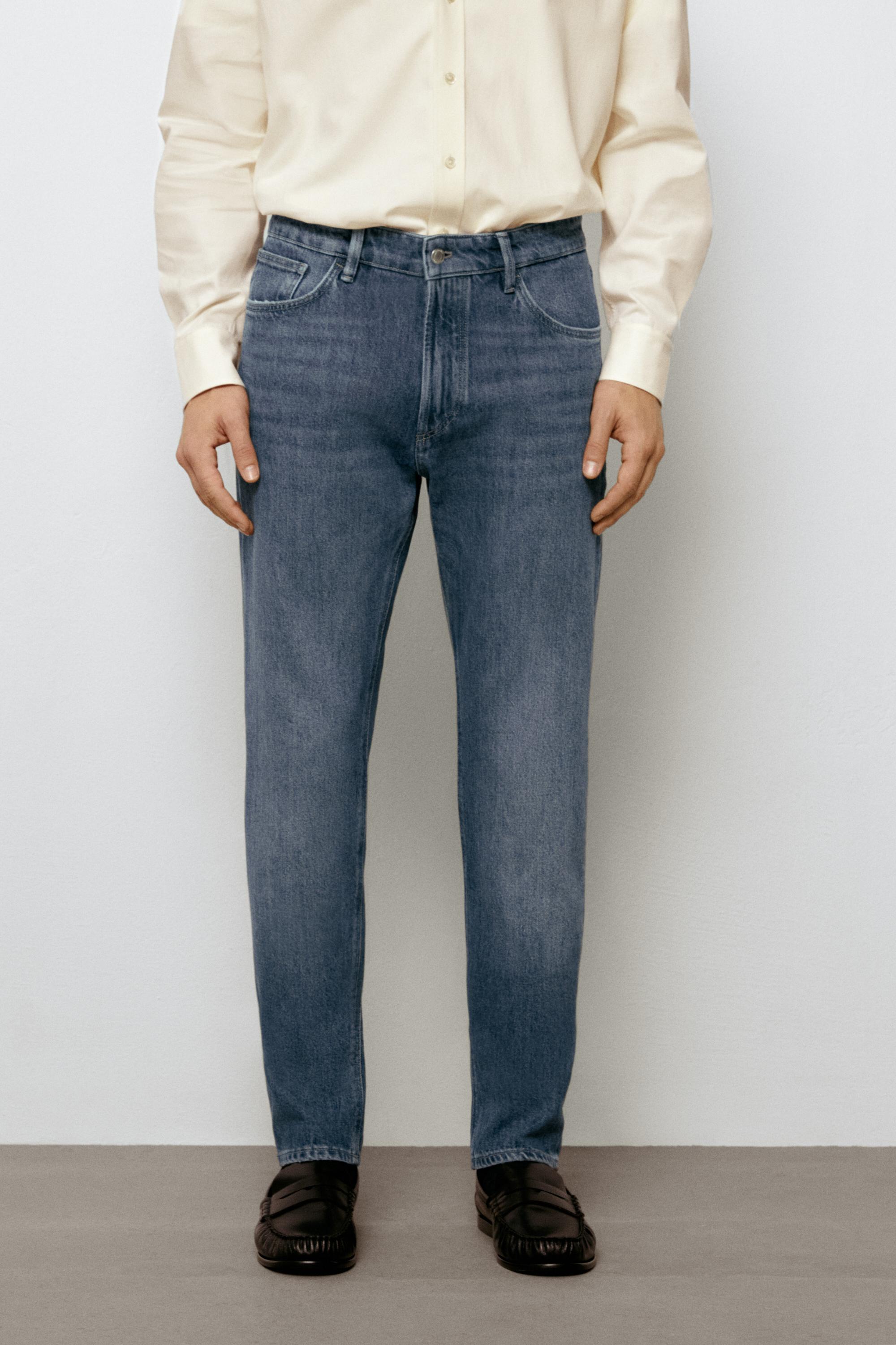 Enzymatic tapered fit jeans Indigo