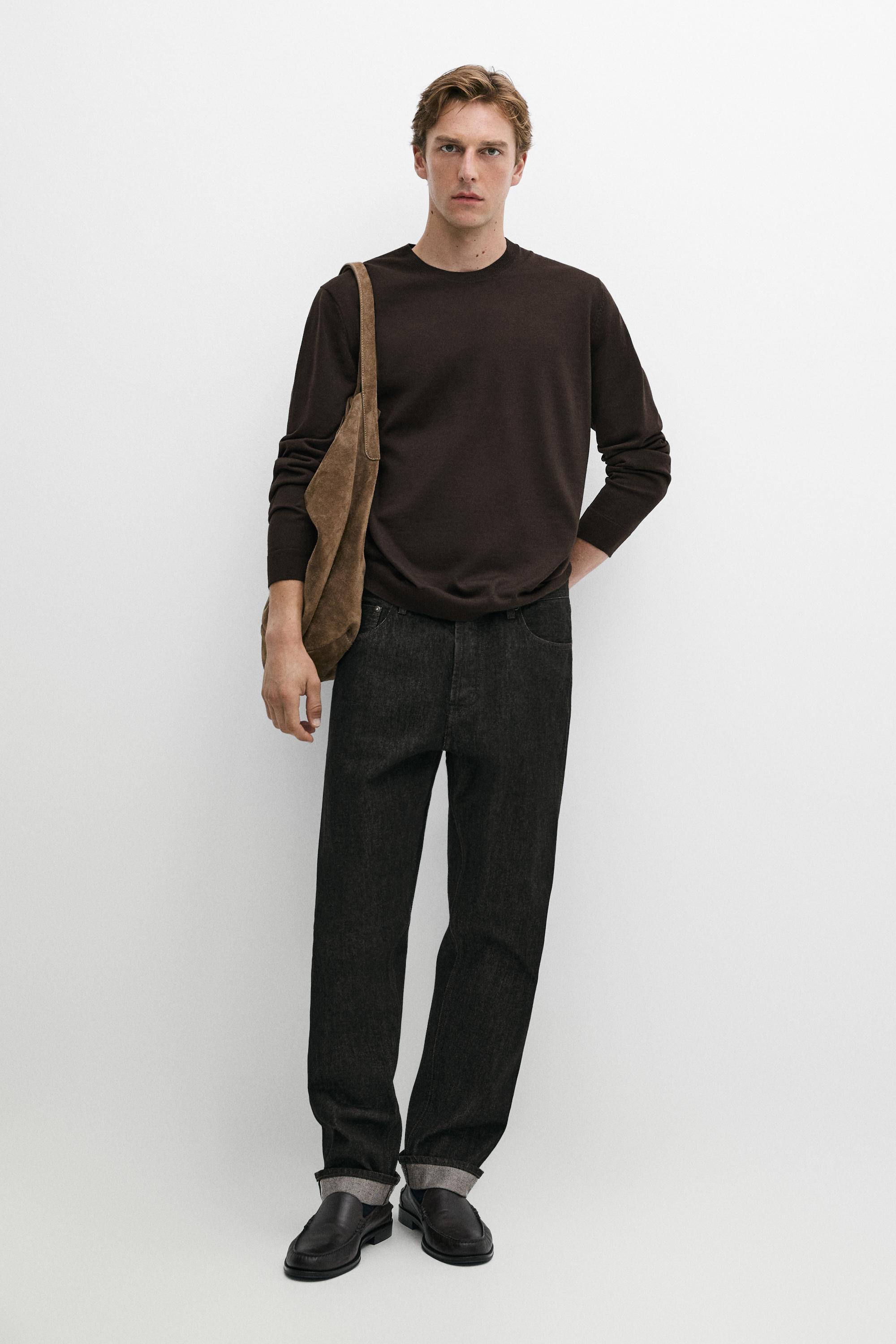 100% merino wool round neck knit sweater Brown