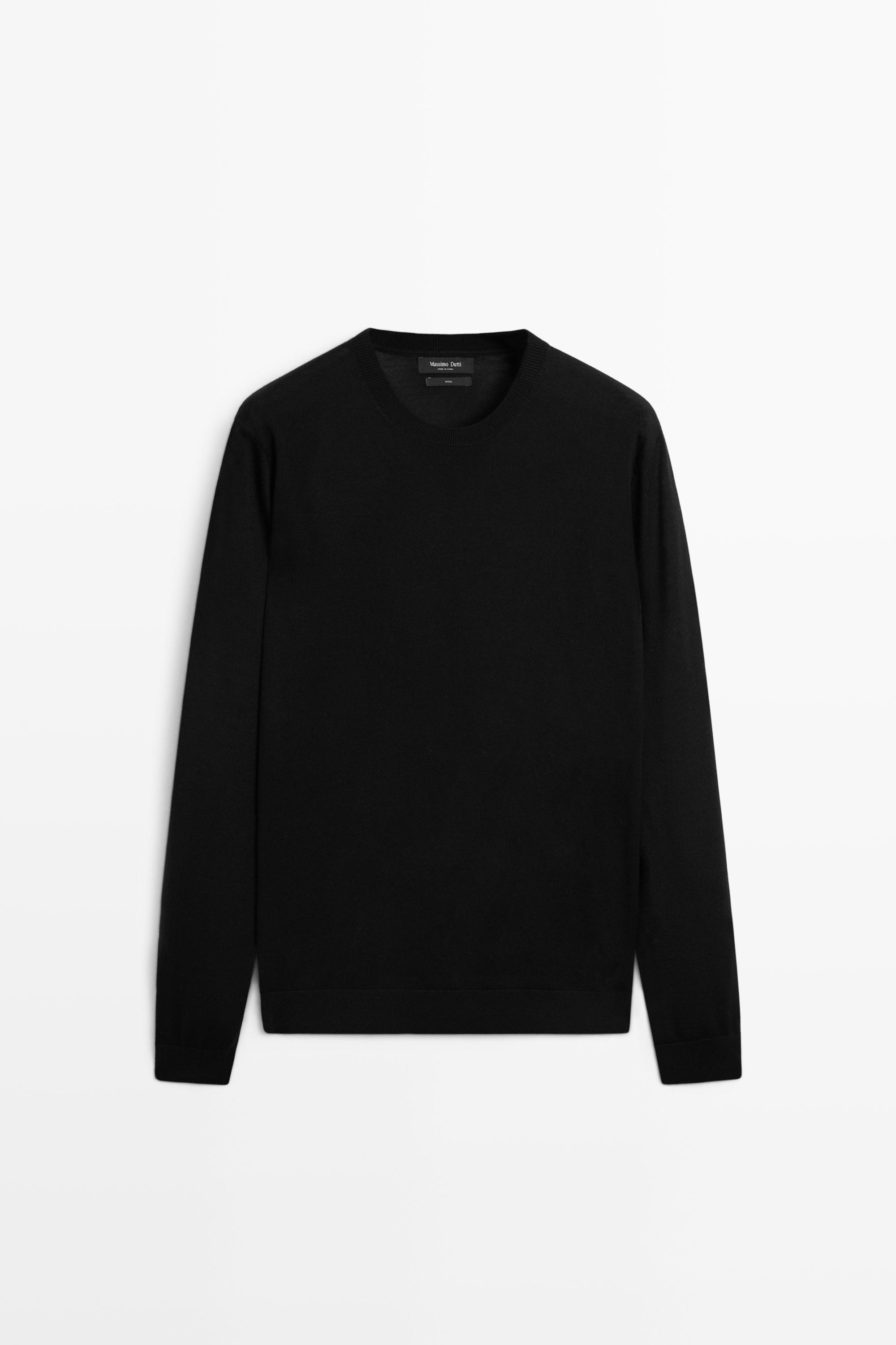 100% merino wool round neck knit sweater Black