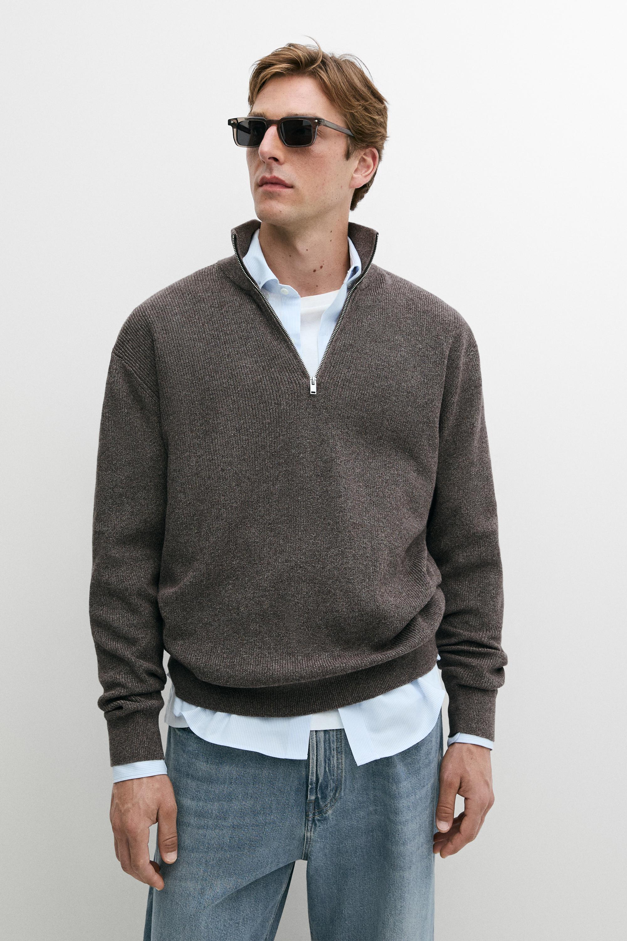 Mock neck knit sweater with zip Mink