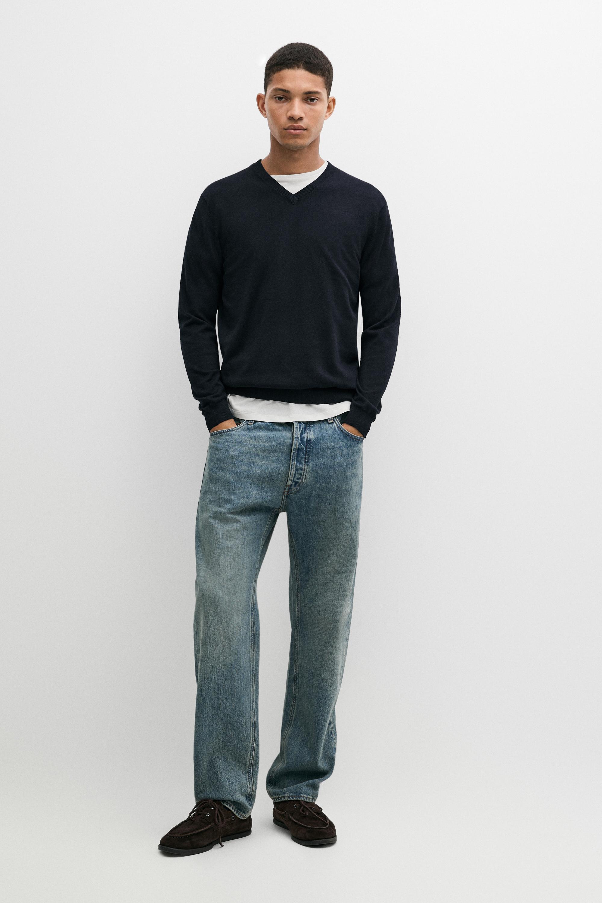 Cotton blend V-neck knit sweater Navy Blue