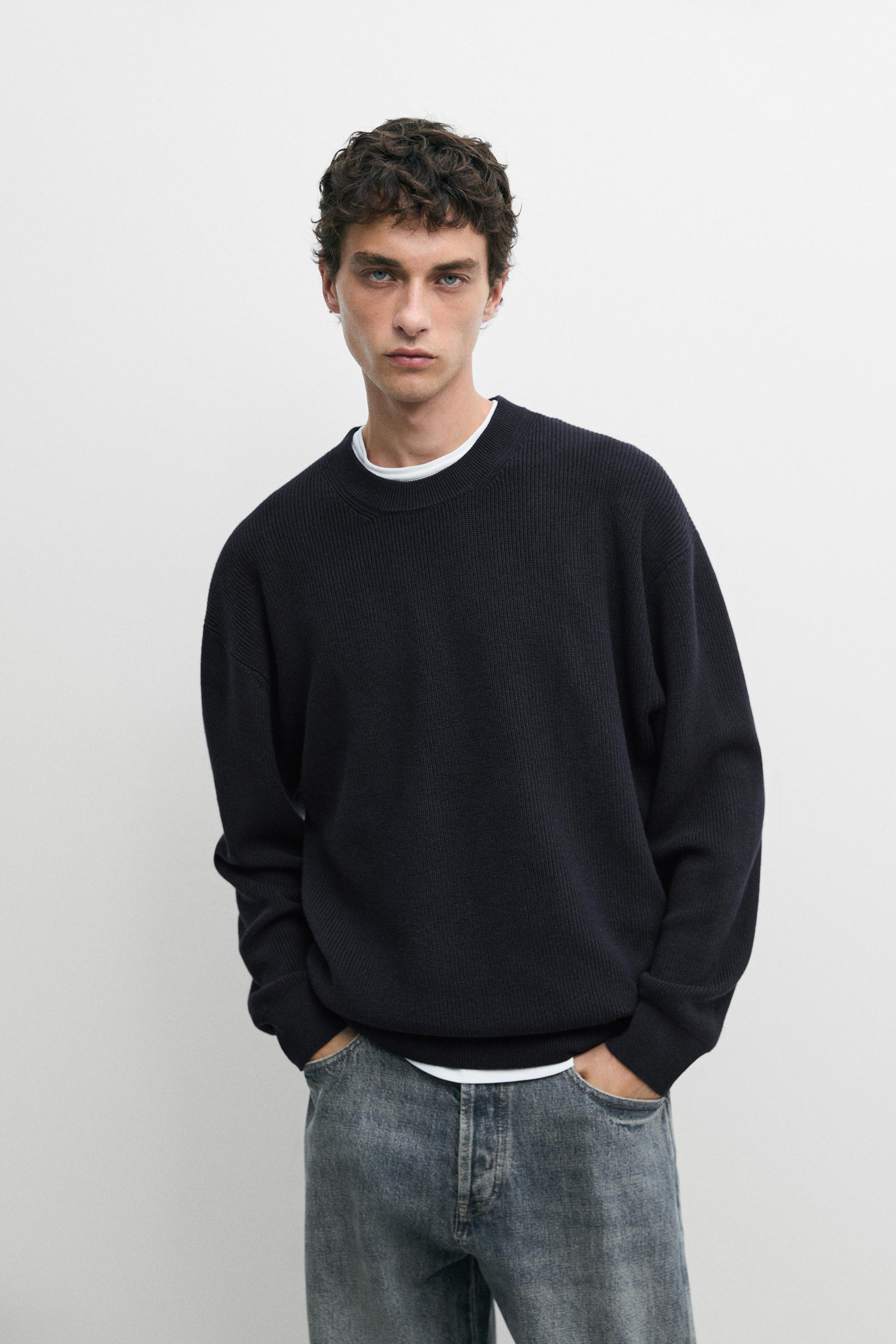 Round neck knit sweater Navy Blue