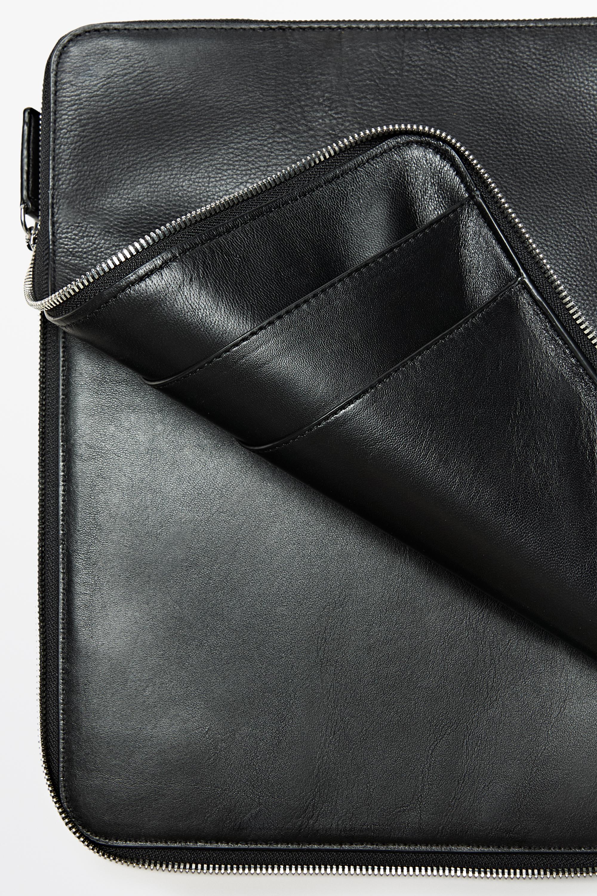 Nappa leather L pouch bag Black