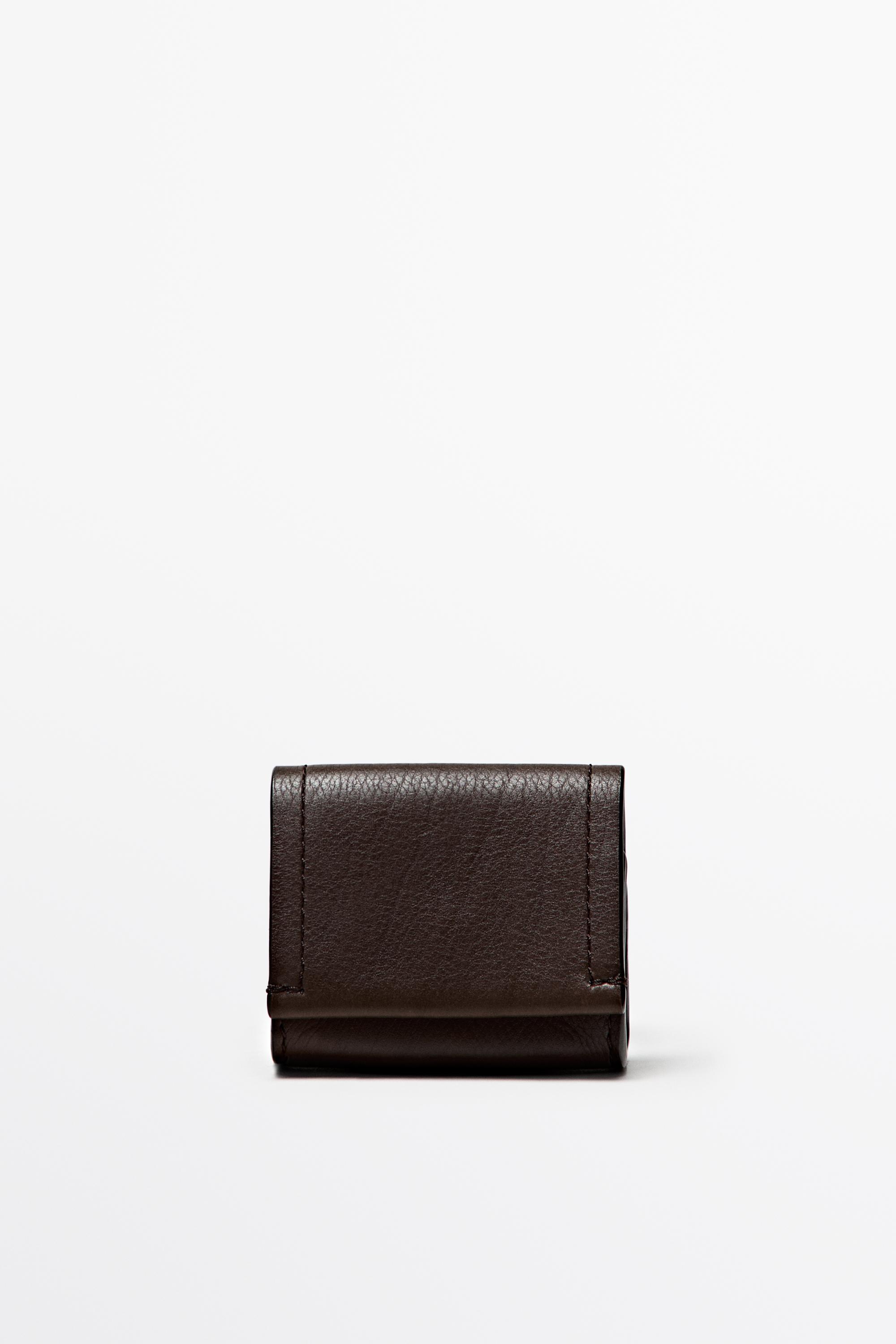 Nappa leather AirPods case Brown