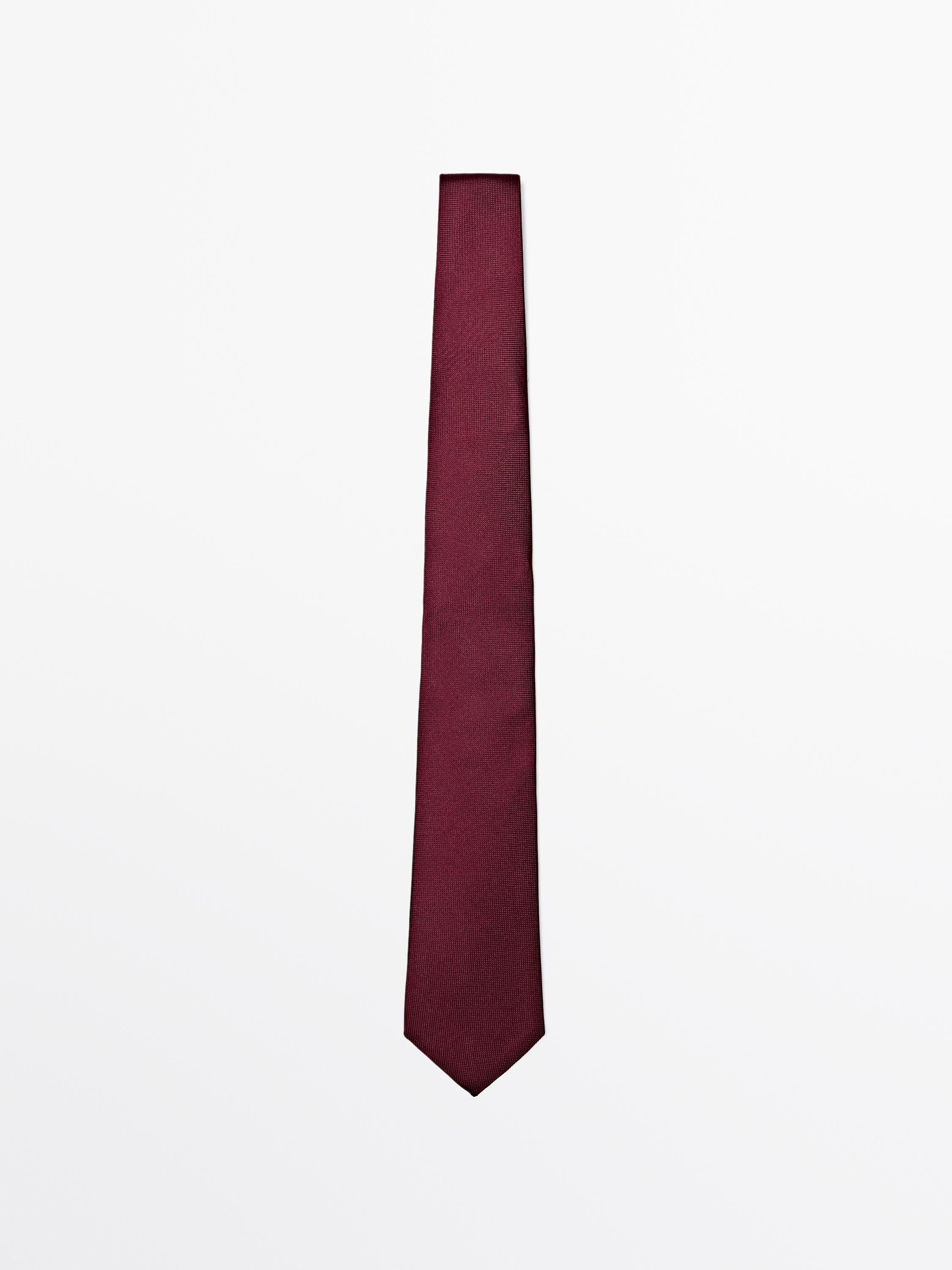 100% silk textured tie Maroon