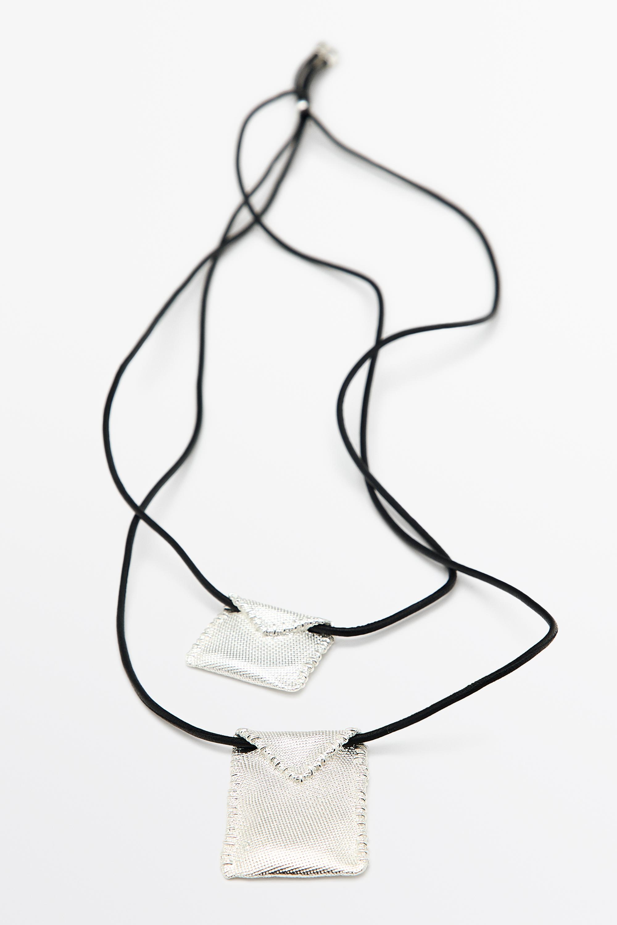 Envelope cord necklace Silver