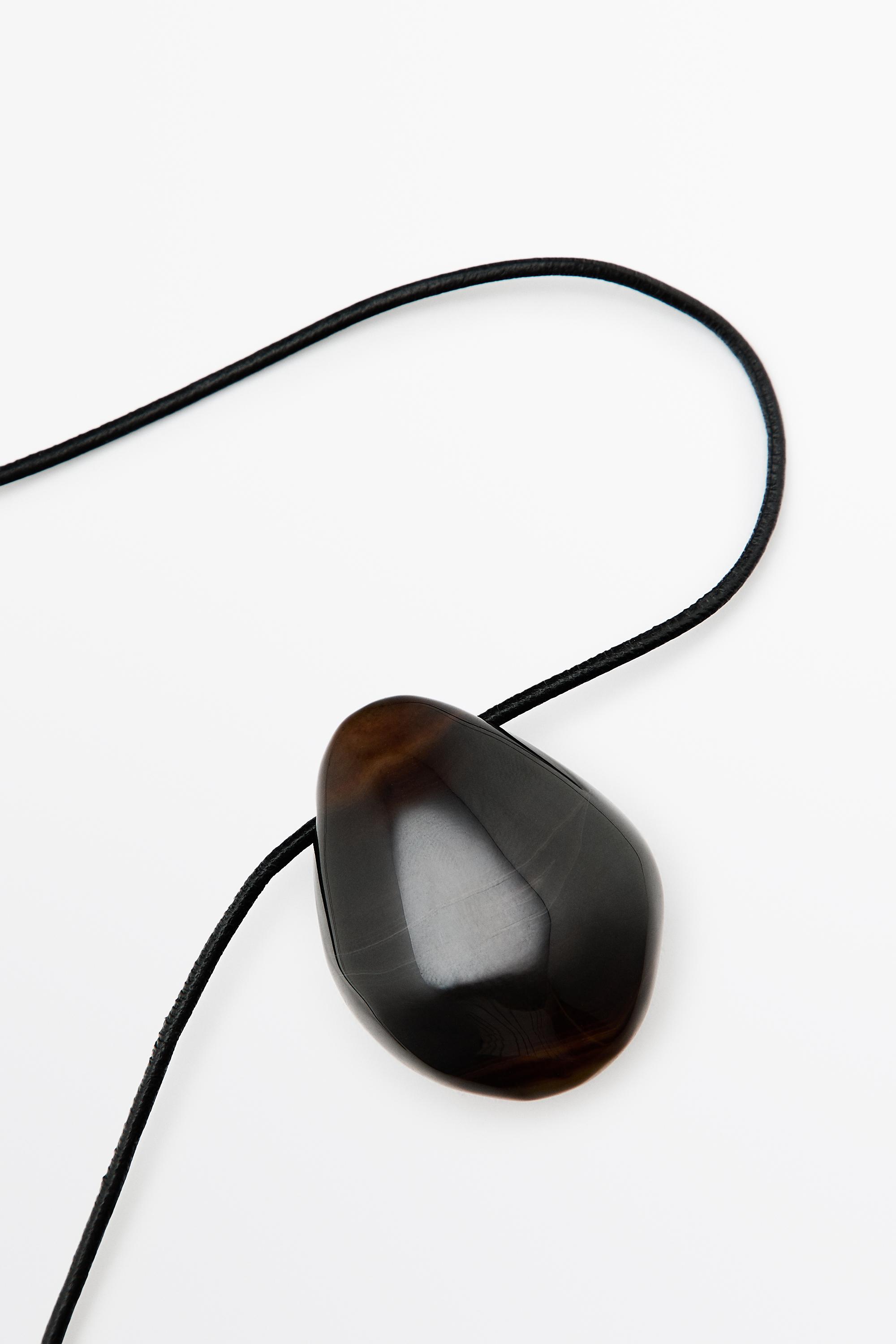 Stone pendant necklace Mole Brown