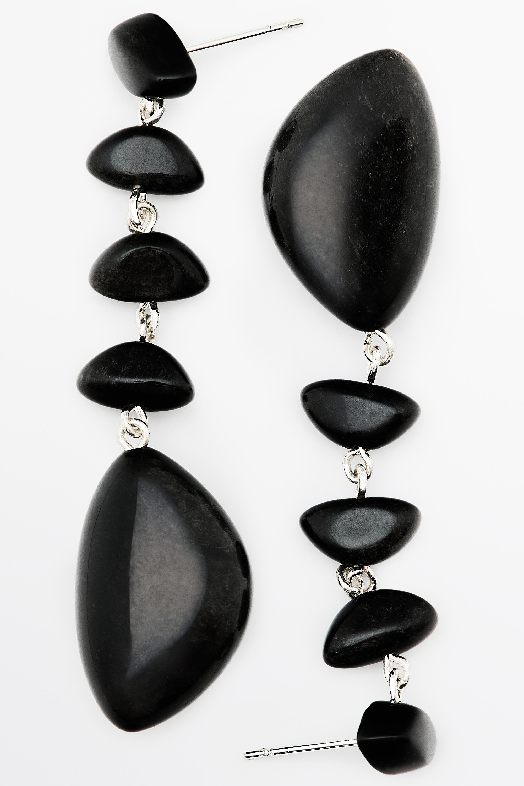 Gemstone dangle earrings Black