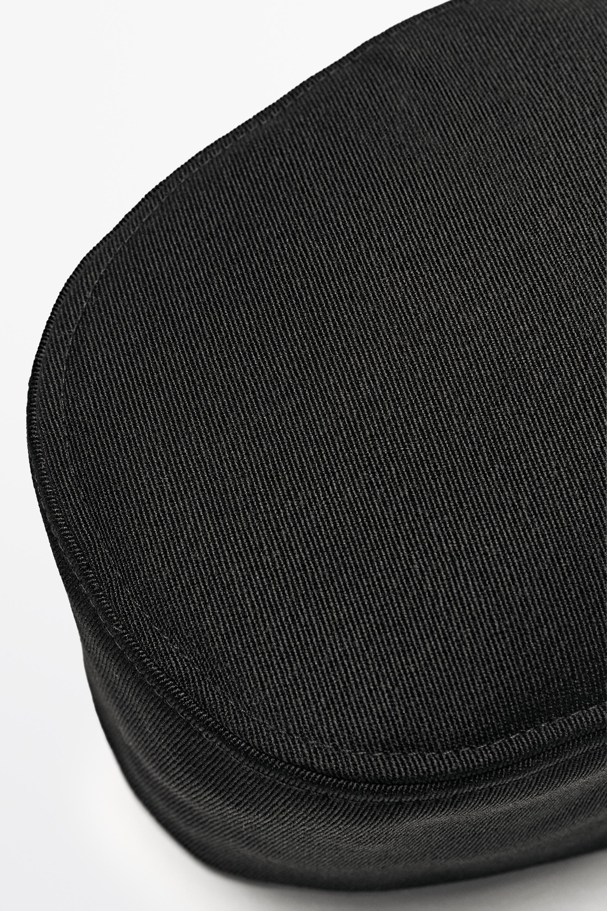 Wool blend cap Black
