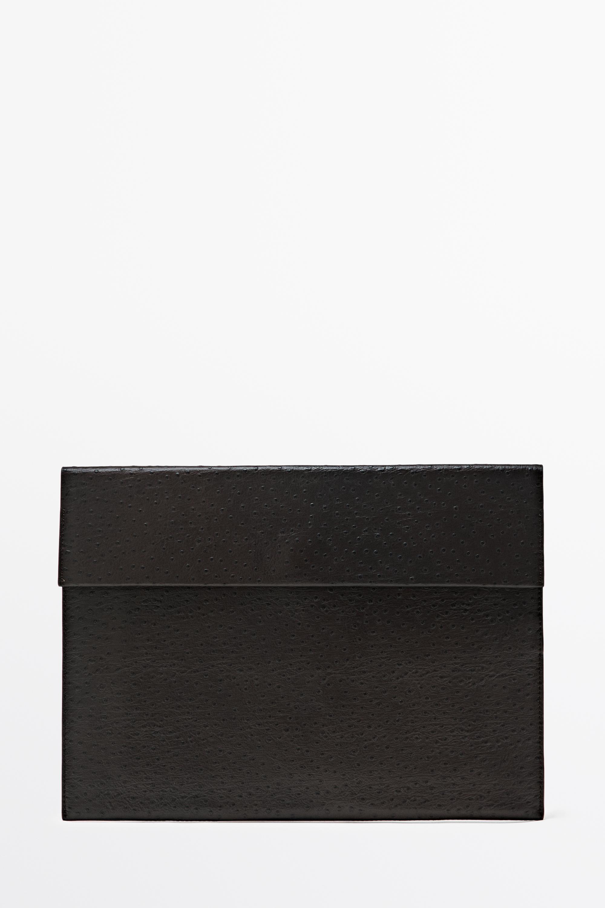 Textured laptop sleeve Brown