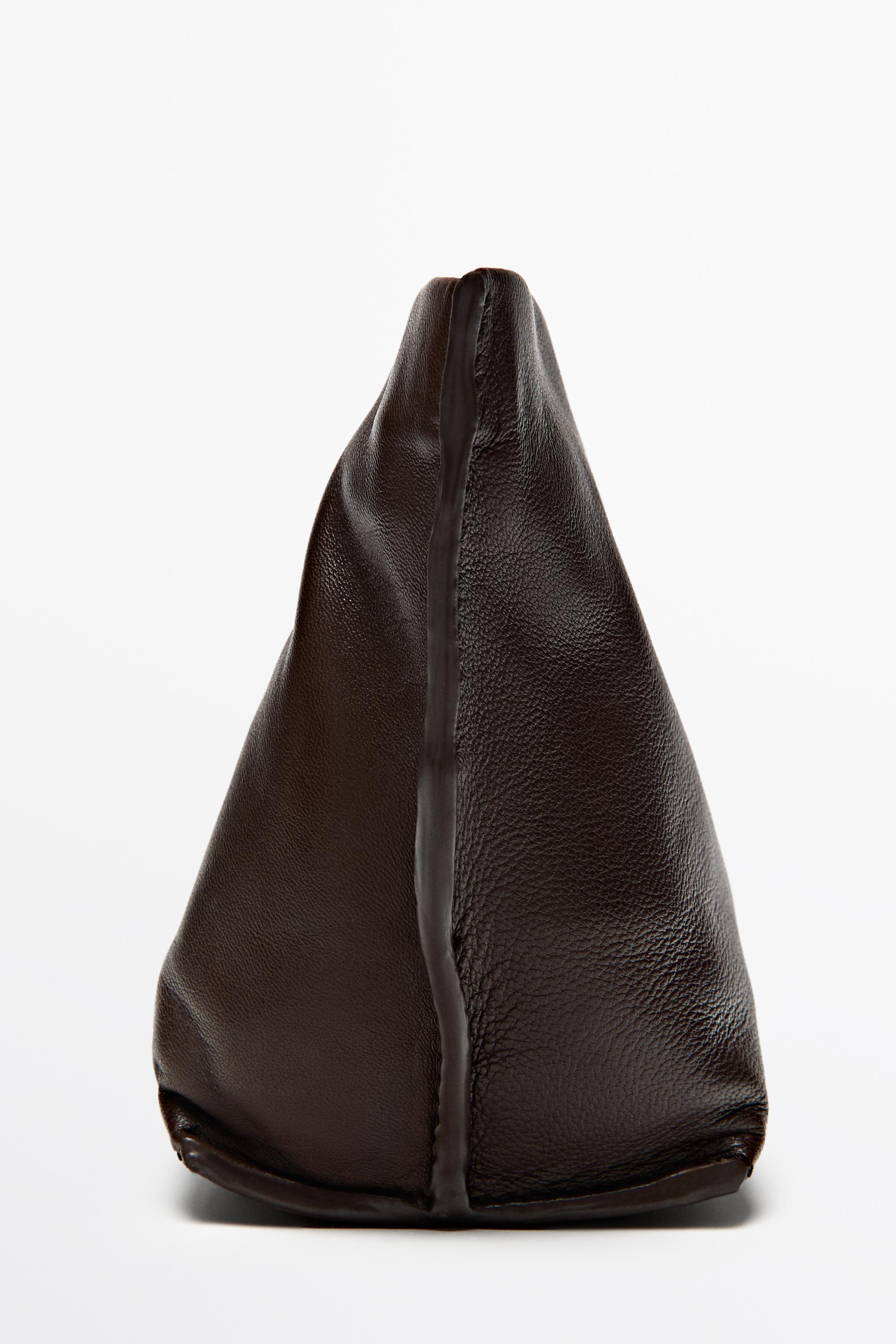 Soft nappa leather medium toiletry bag Brown