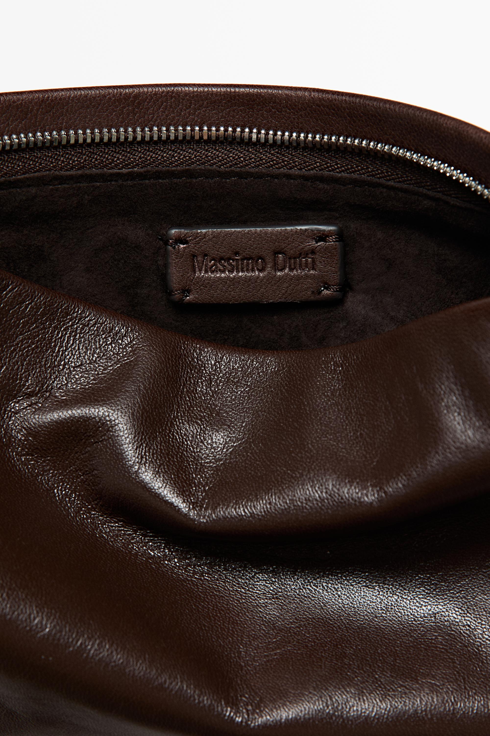 Soft nappa leather medium toiletry bag Brown