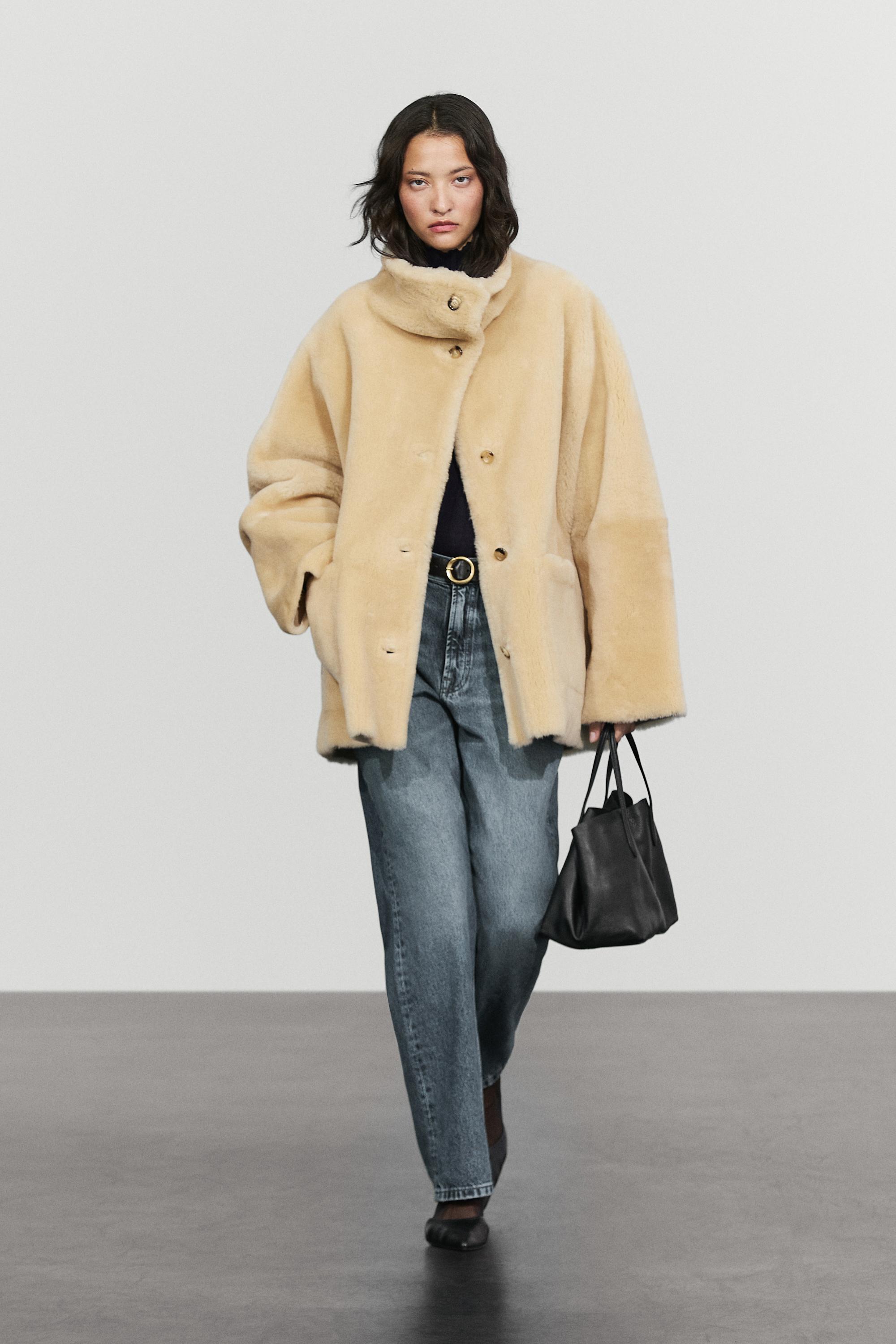 Reversible fur leather coat Cream
