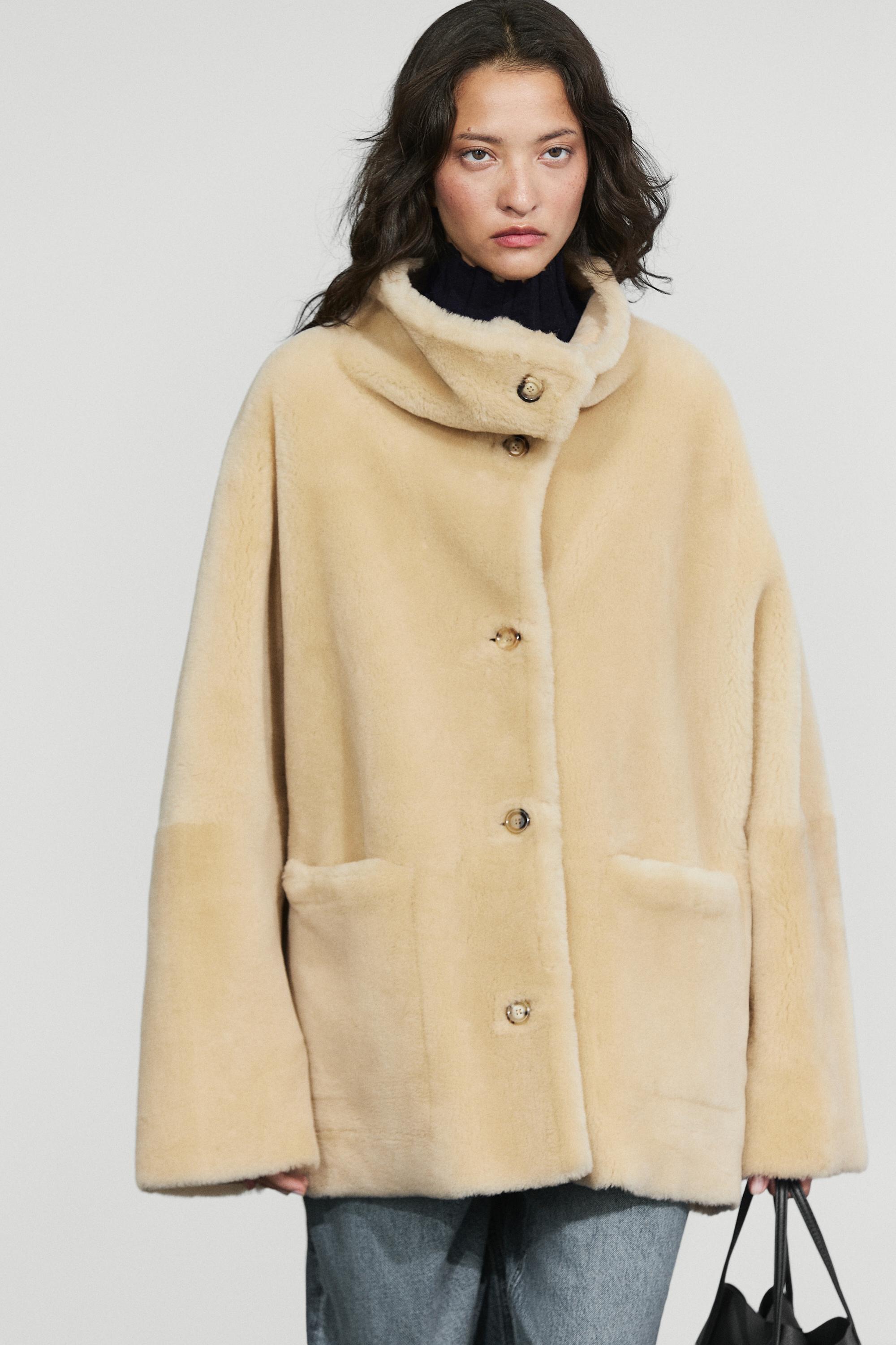 Reversible fur leather coat Cream