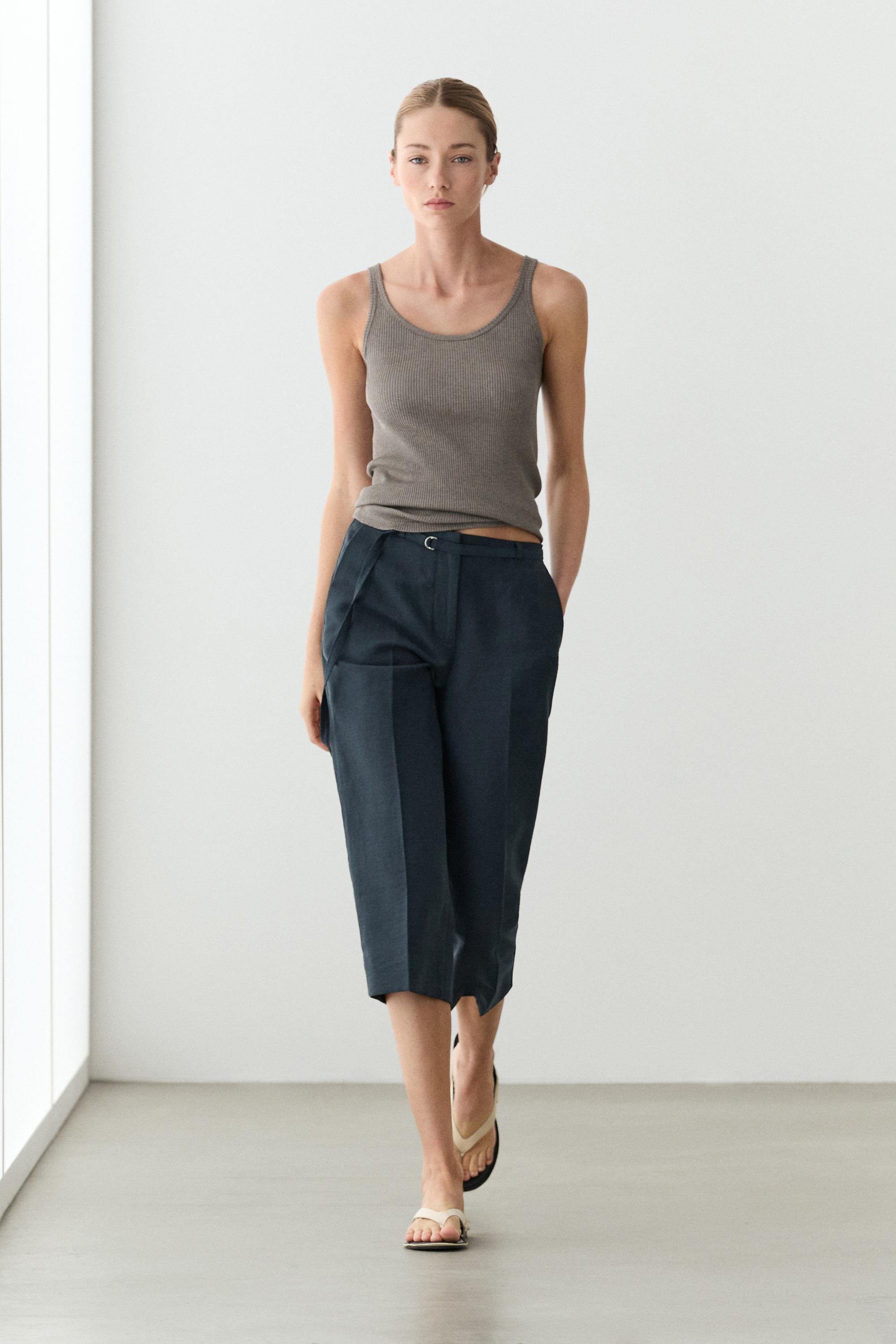 Flowing cotton and linen blend Bermuda shorts with belt Navy Blue