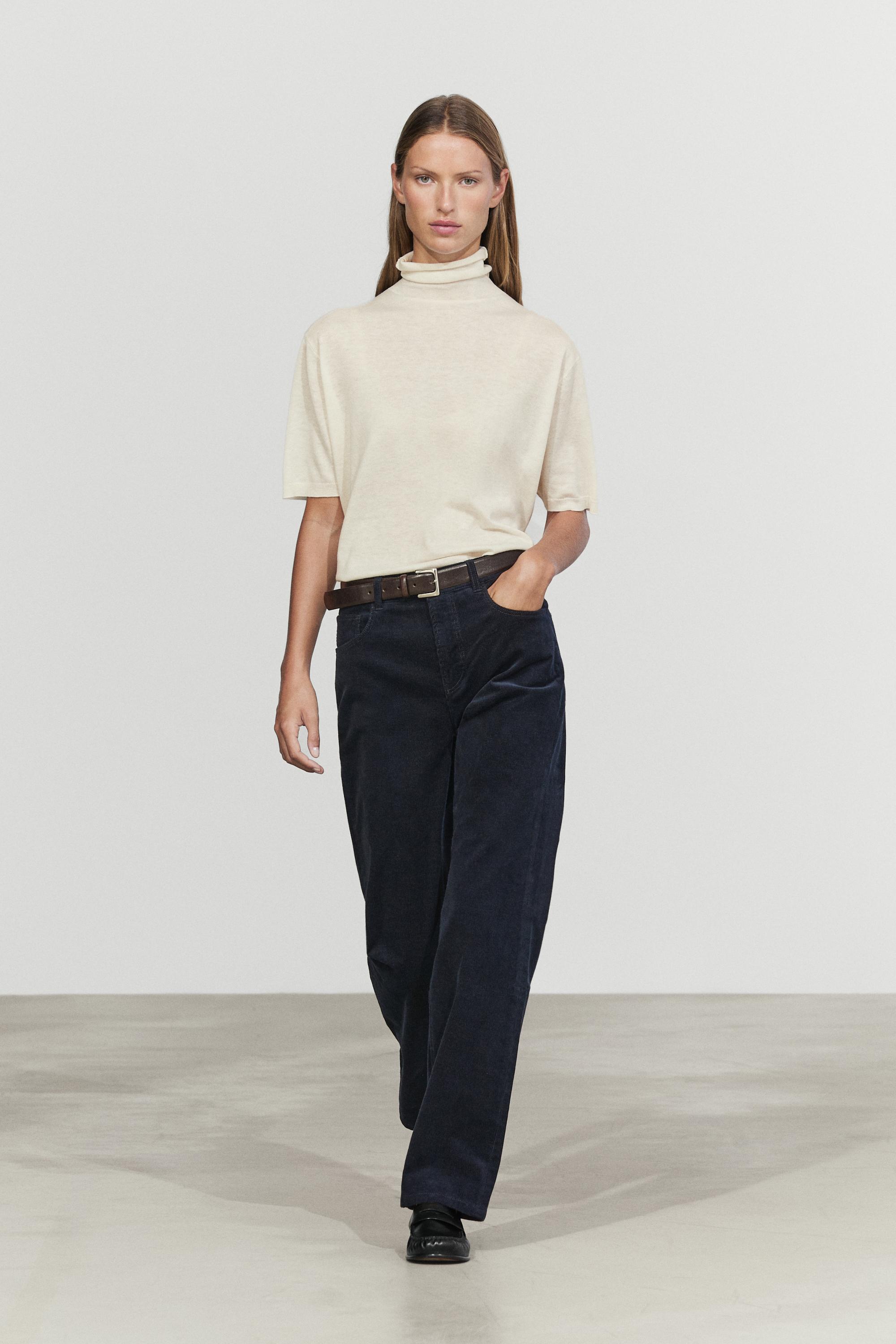 Mid-waist slim straight needlecord pants Navy Blue