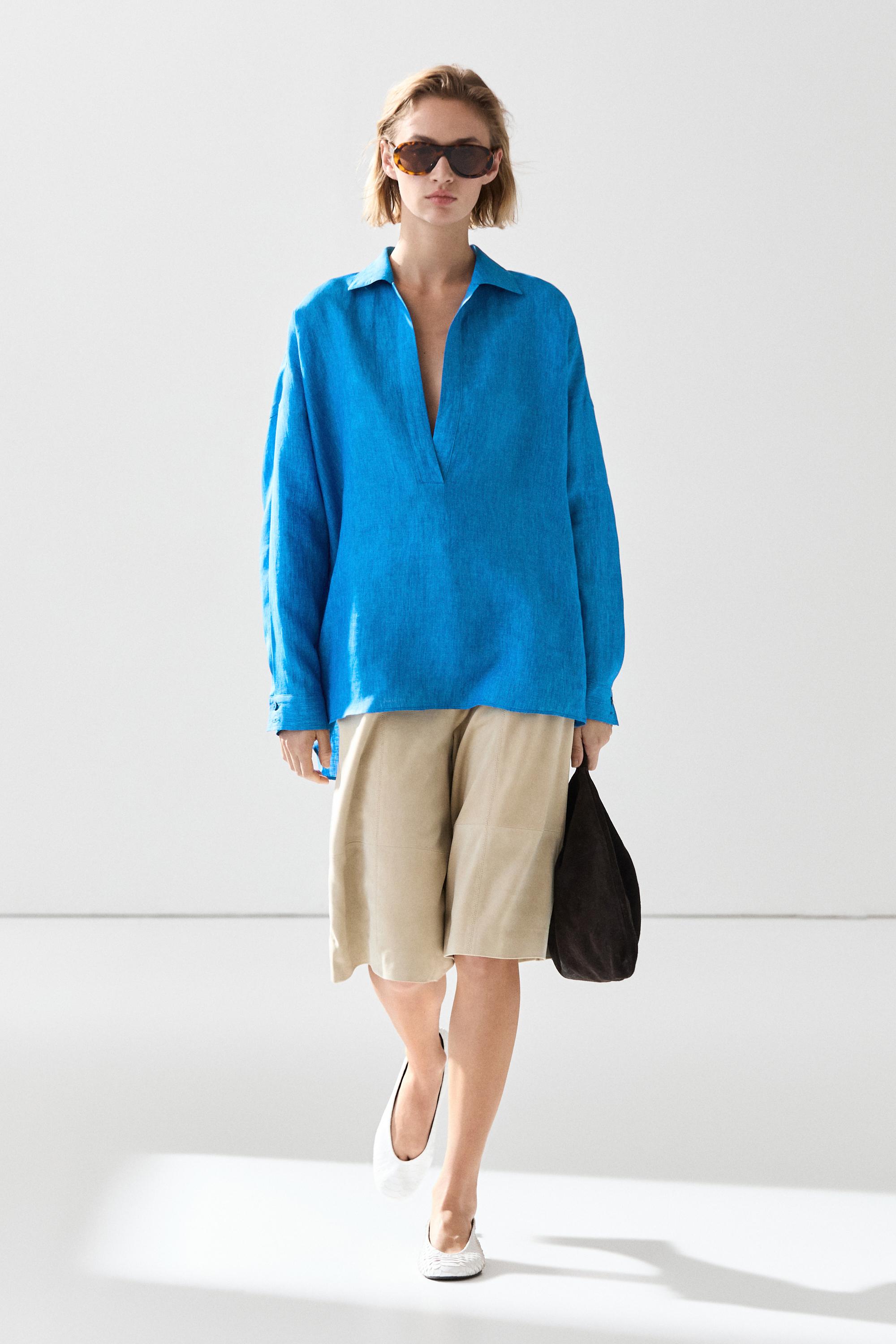 100% linen flowing blouse Blue