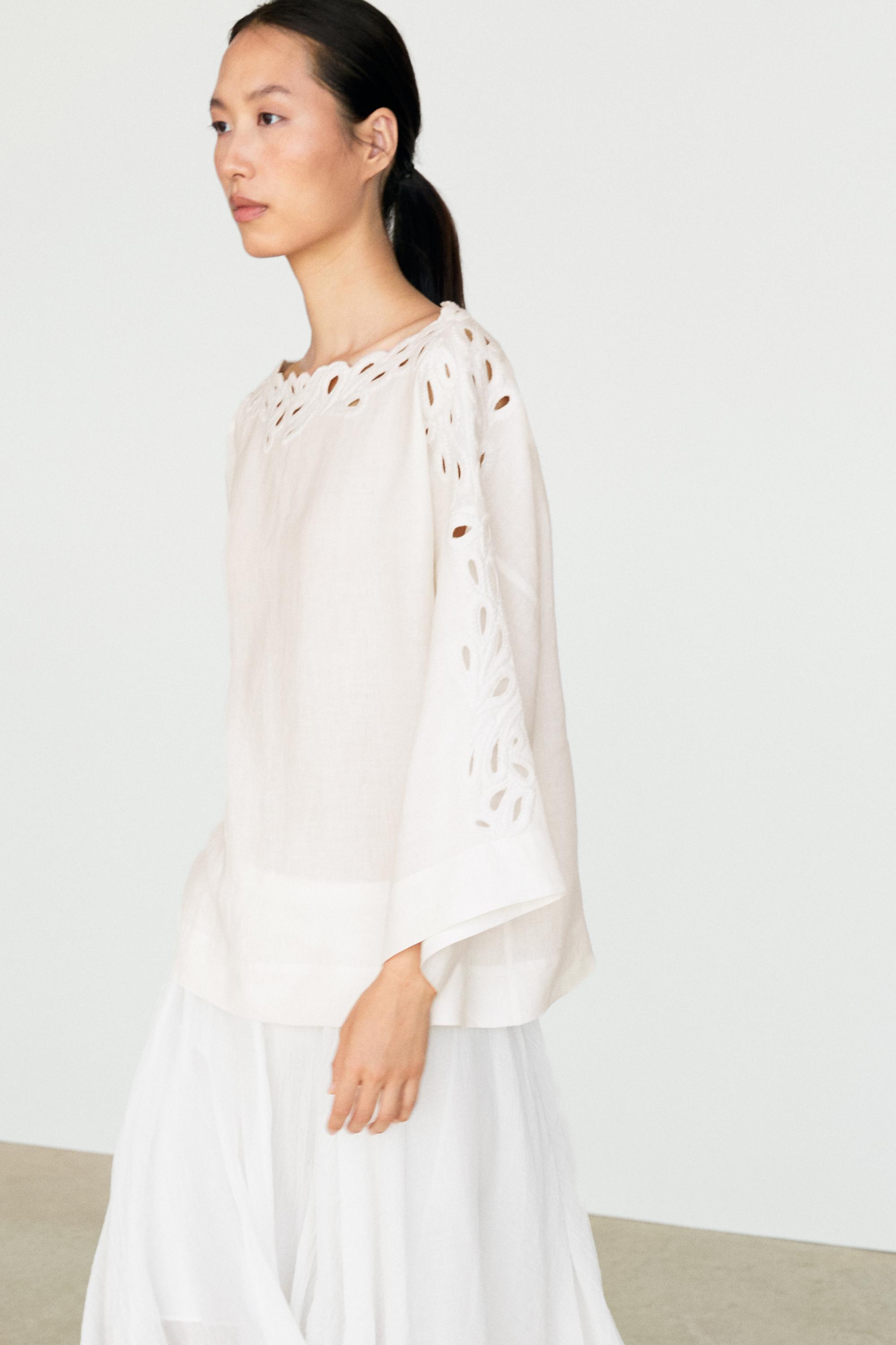 Linen boat neck blouse with embroidery Cream