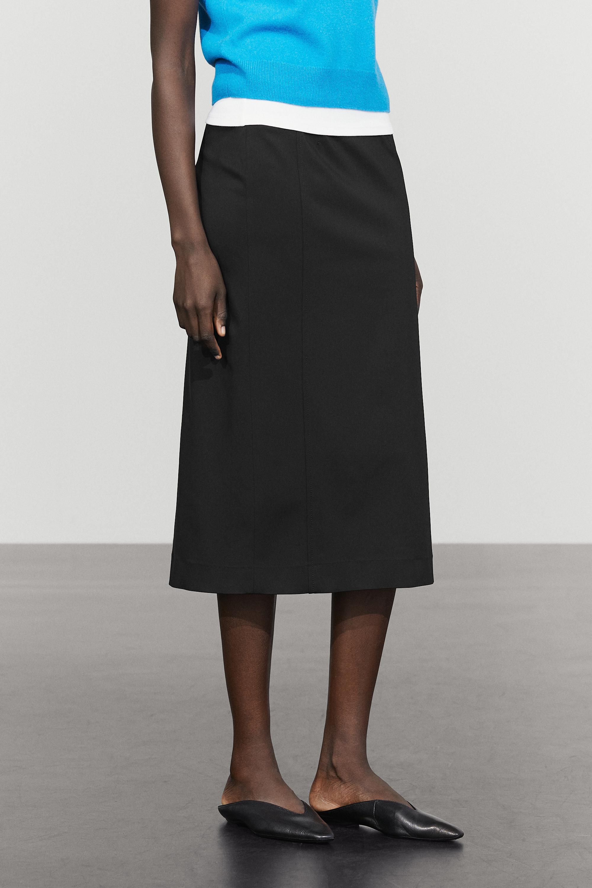 Straight midi skirt Black