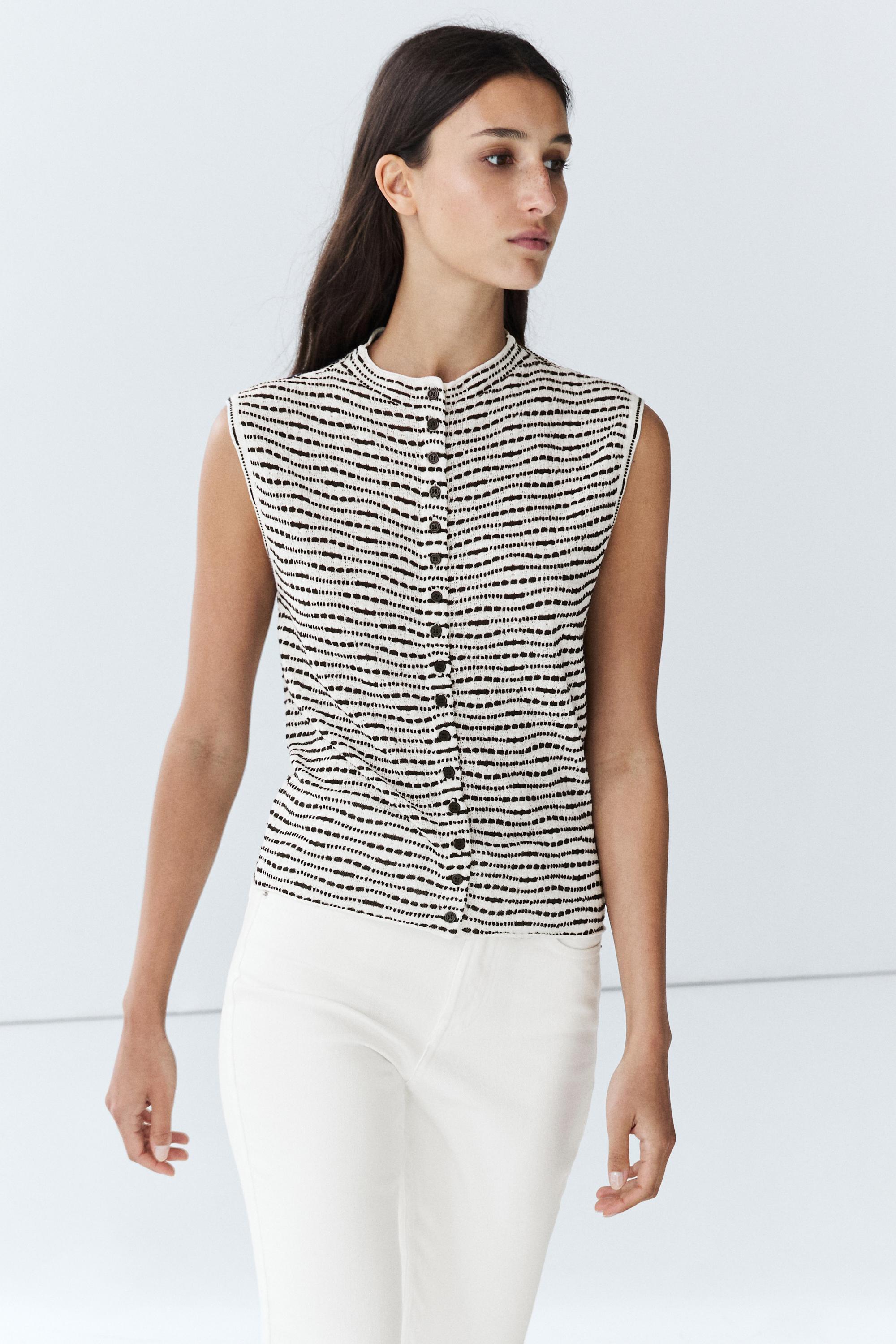 High-neck textured vest Cream