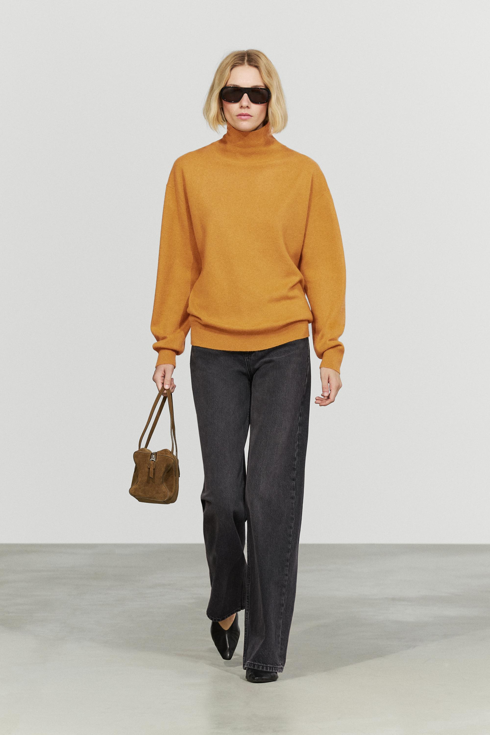 100% cashmere high neck knit sweater Oil