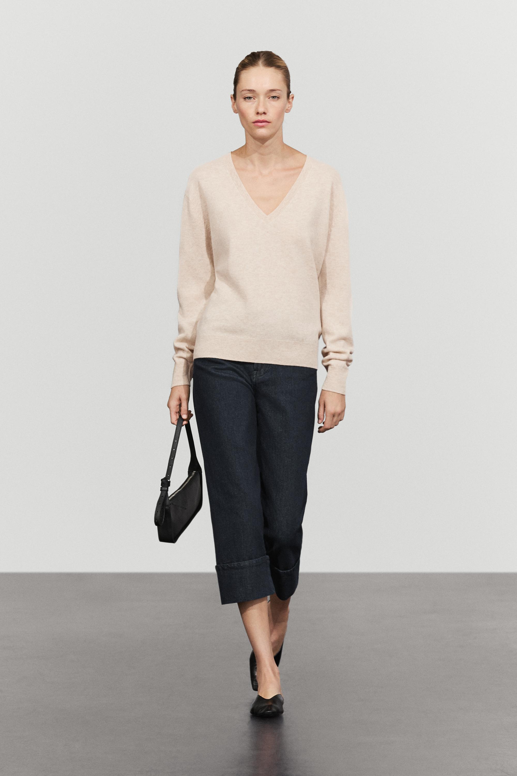 Wool blend V-neck knit sweater Beig Vigo