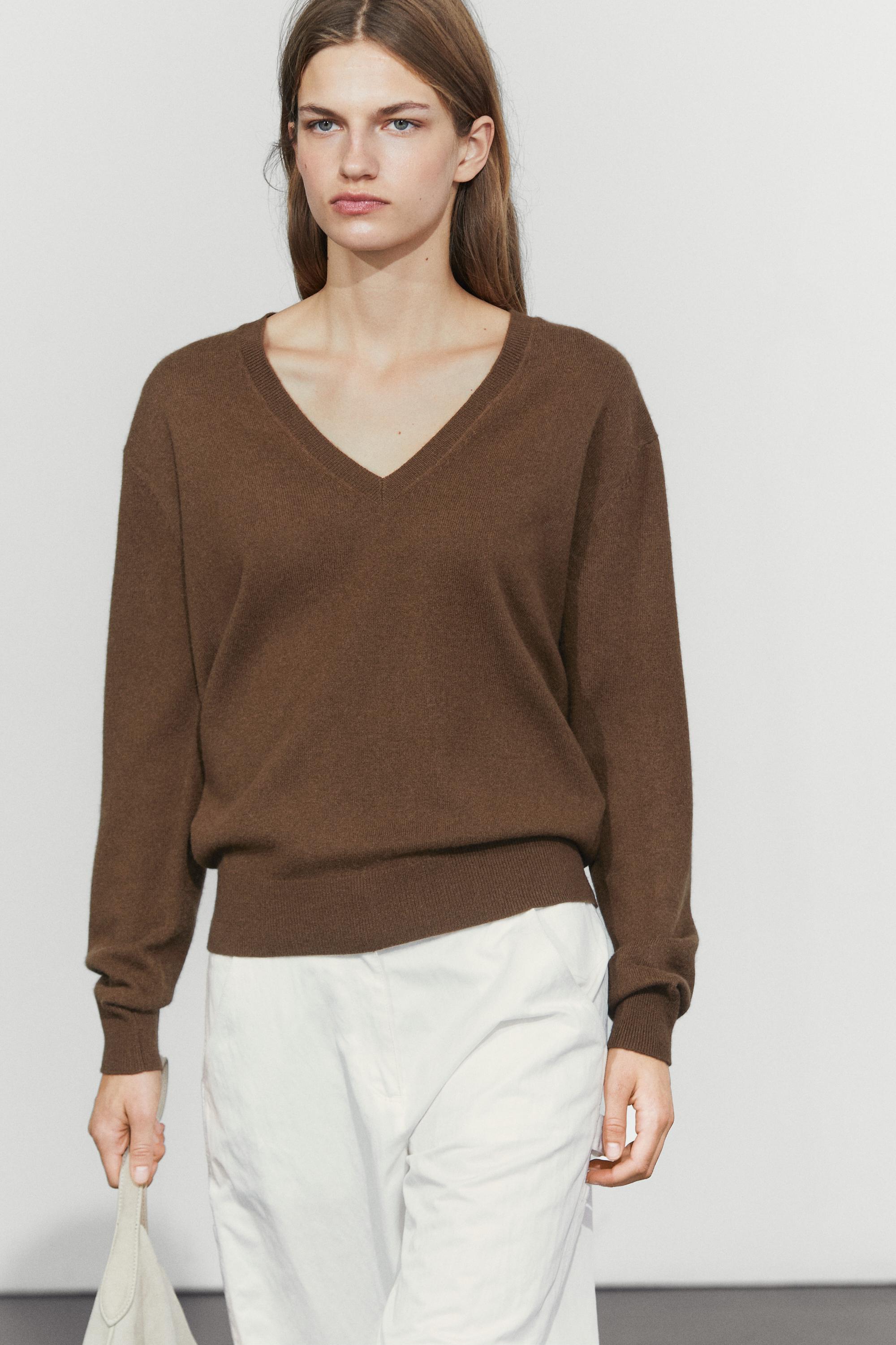 Wool blend V-neck knit sweater Toffee
