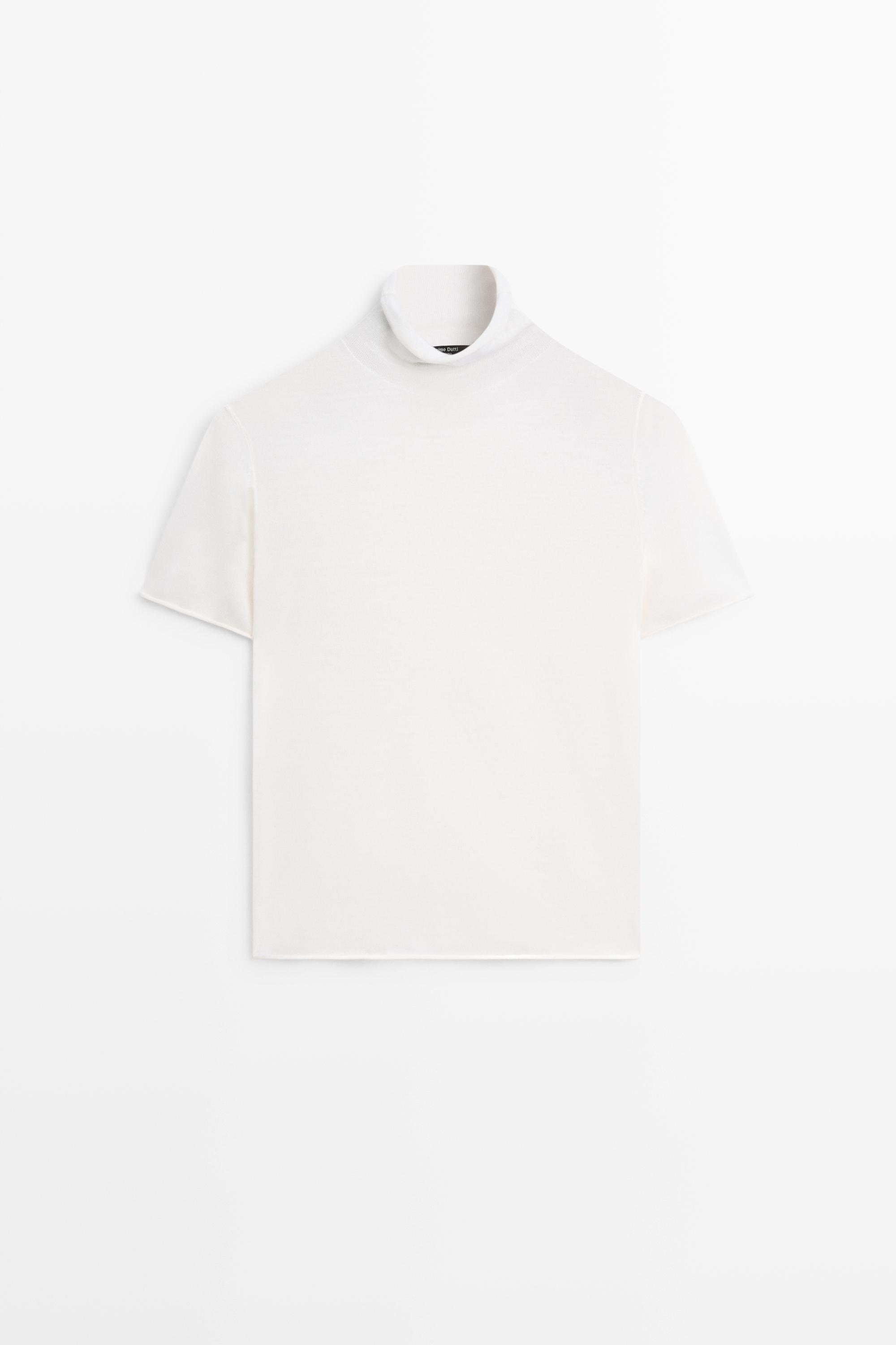 Short sleeve turtleneck knit sweater Cream