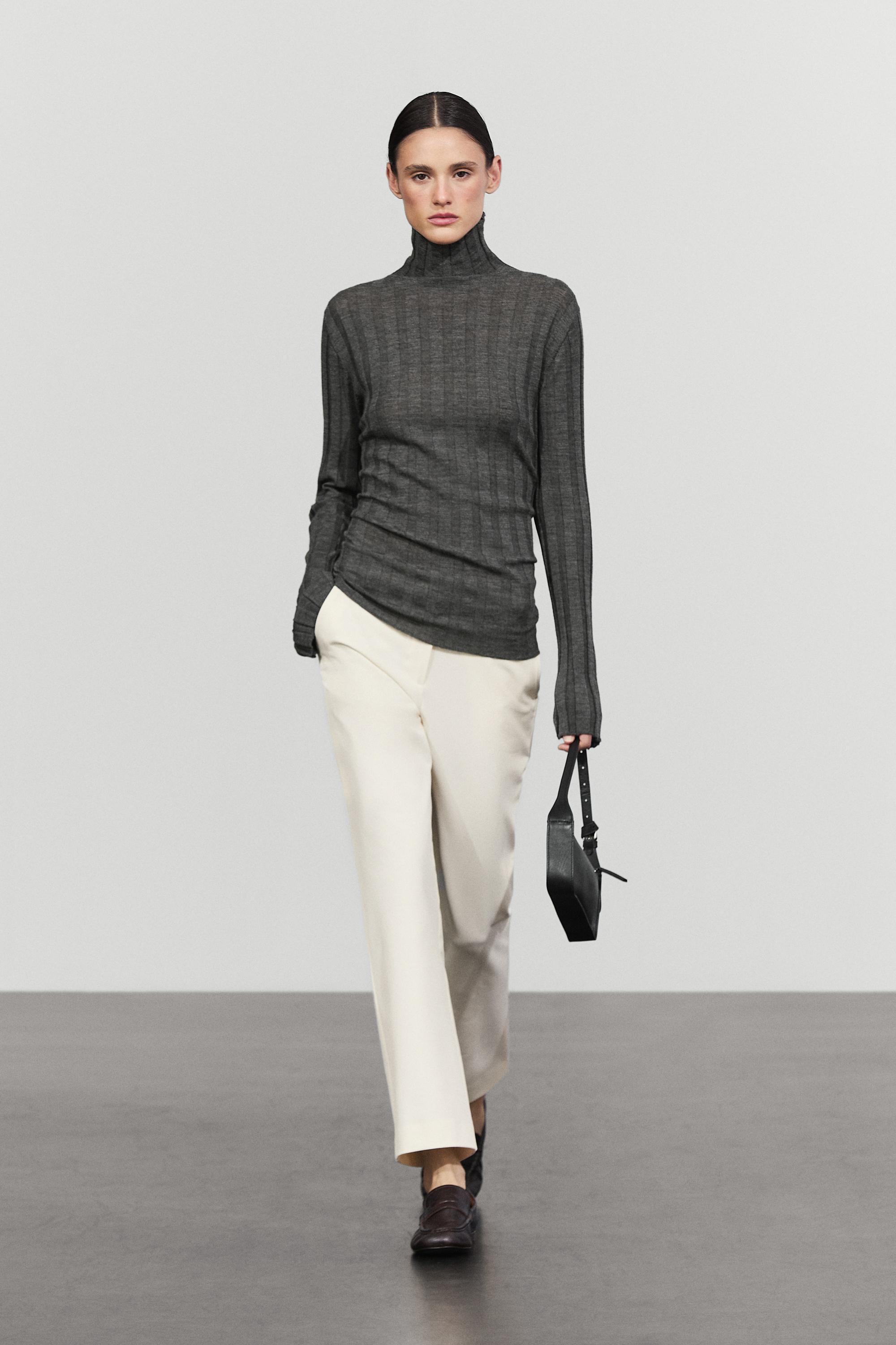 Ribbed mock turtleneck knit sweater Medium Grey