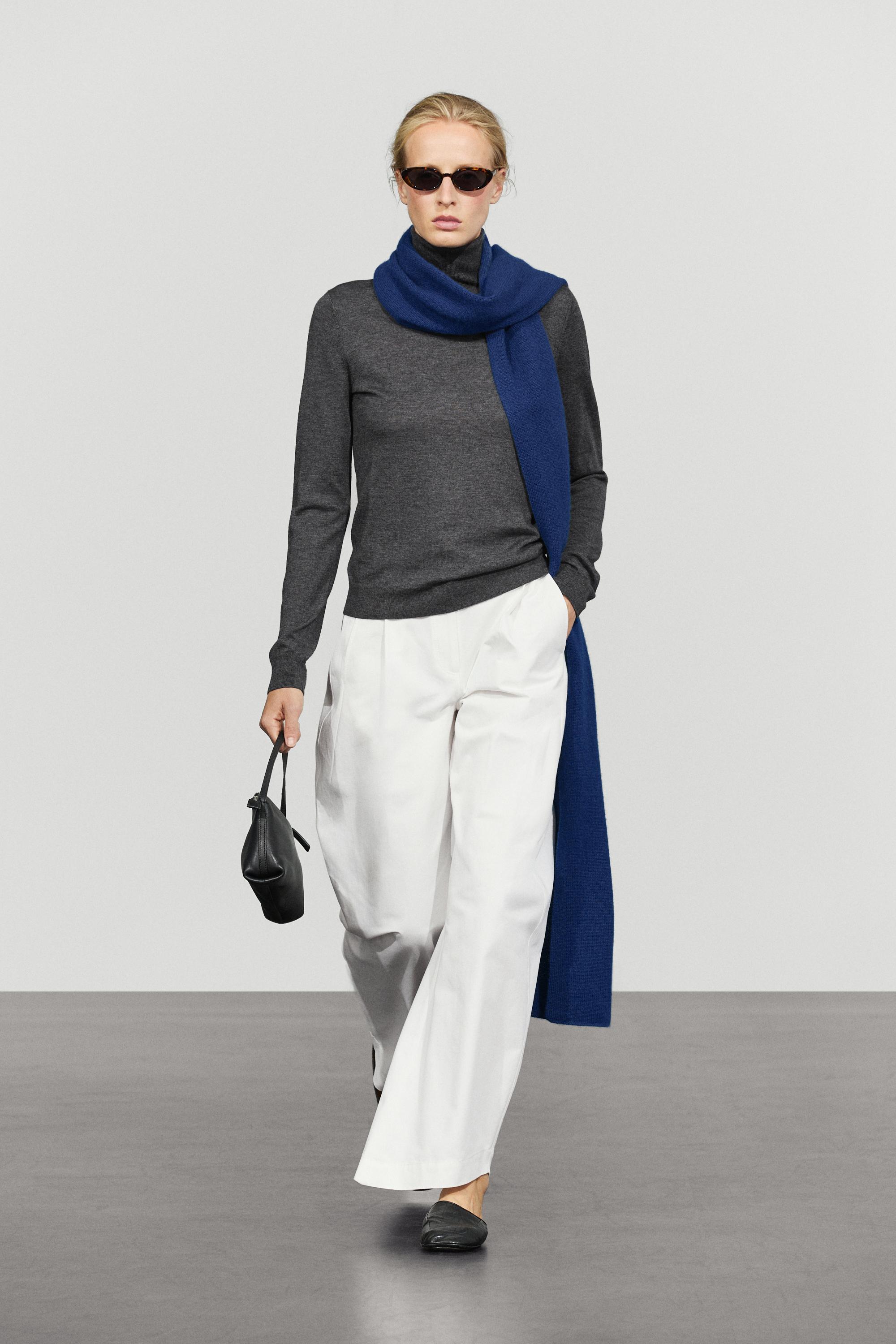Wool-blend turtleneck knit sweater Grey