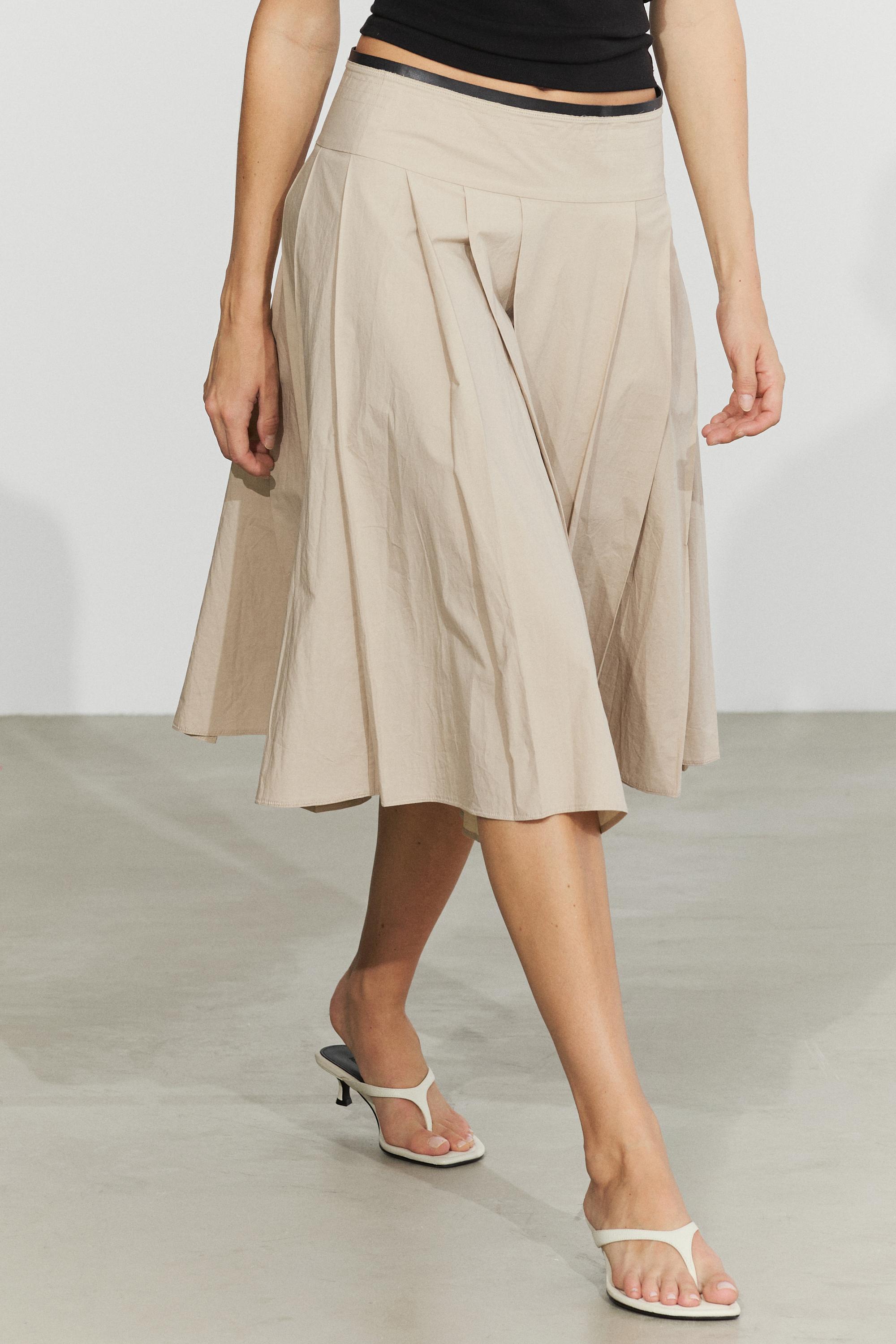 Pleated midi skirt with contrasting sash Sand