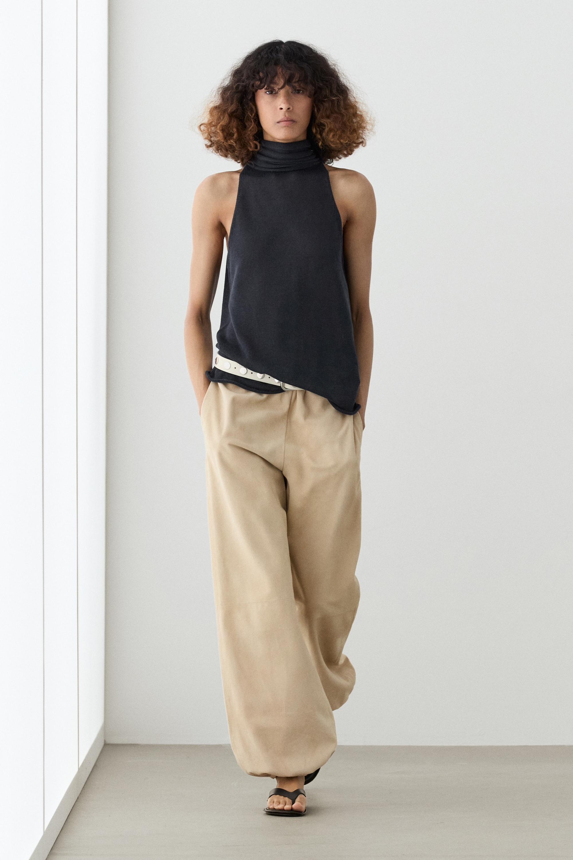 Flowing halter top with tie Navy Blue
