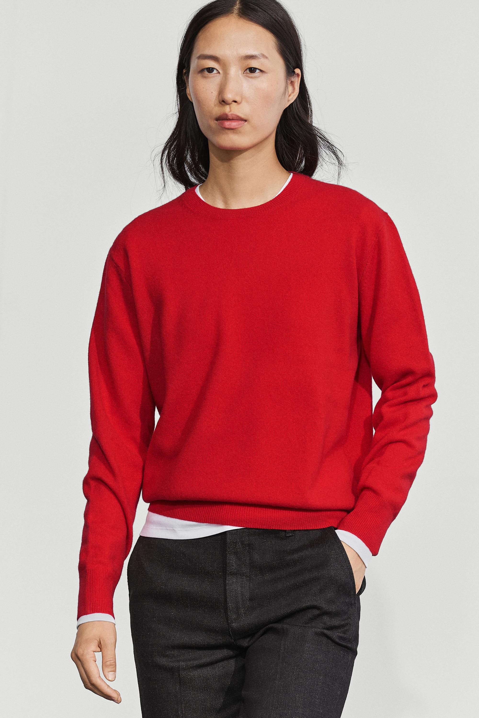Wool blend knit sweater with round neck Red