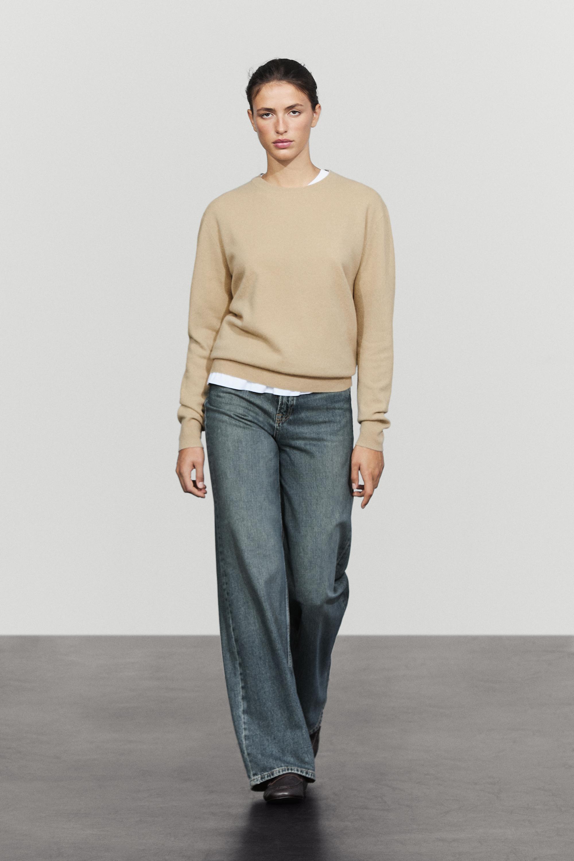 Wool blend knit sweater with round neck Camel