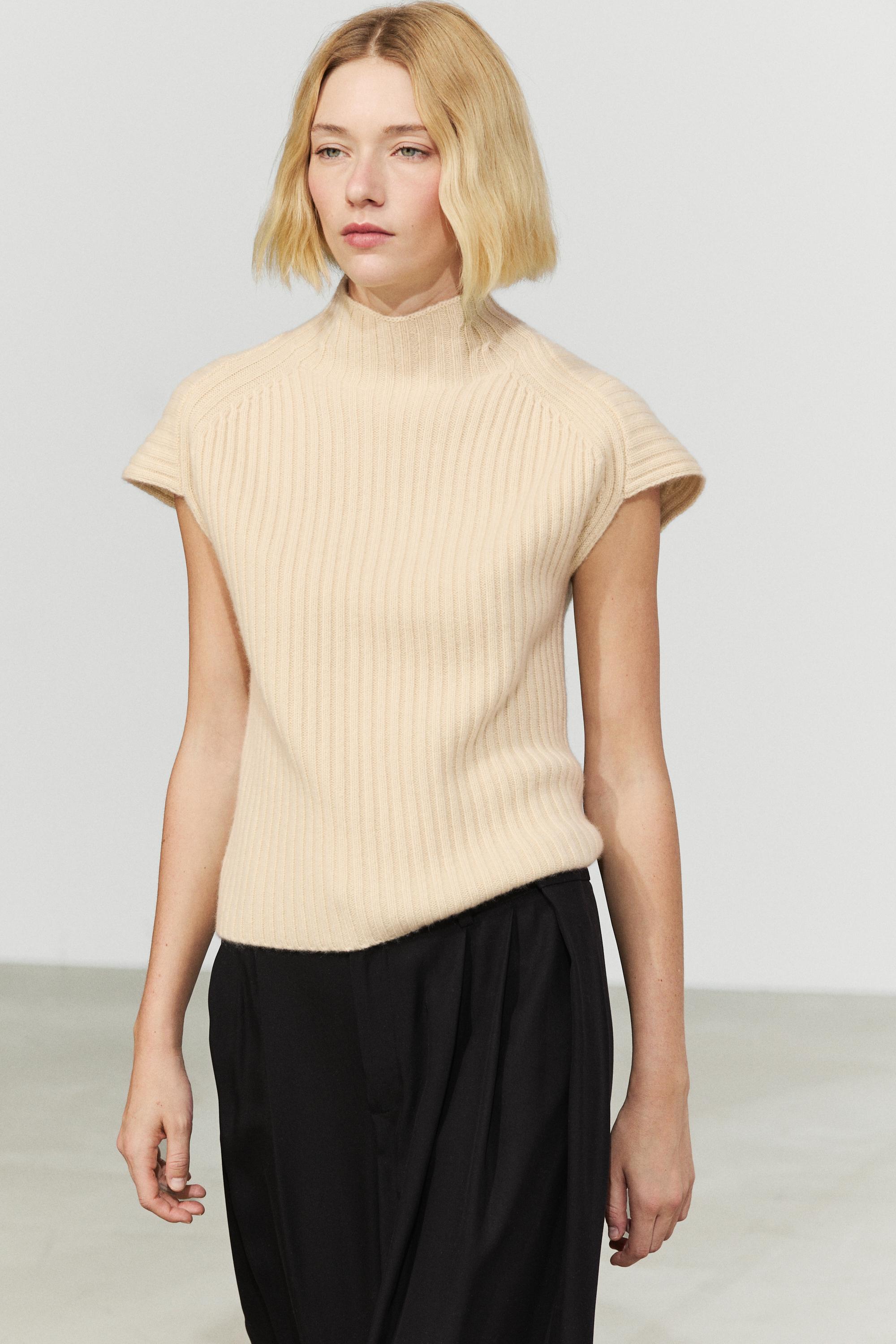 100% cashmere ribbed knit vest Vanilla