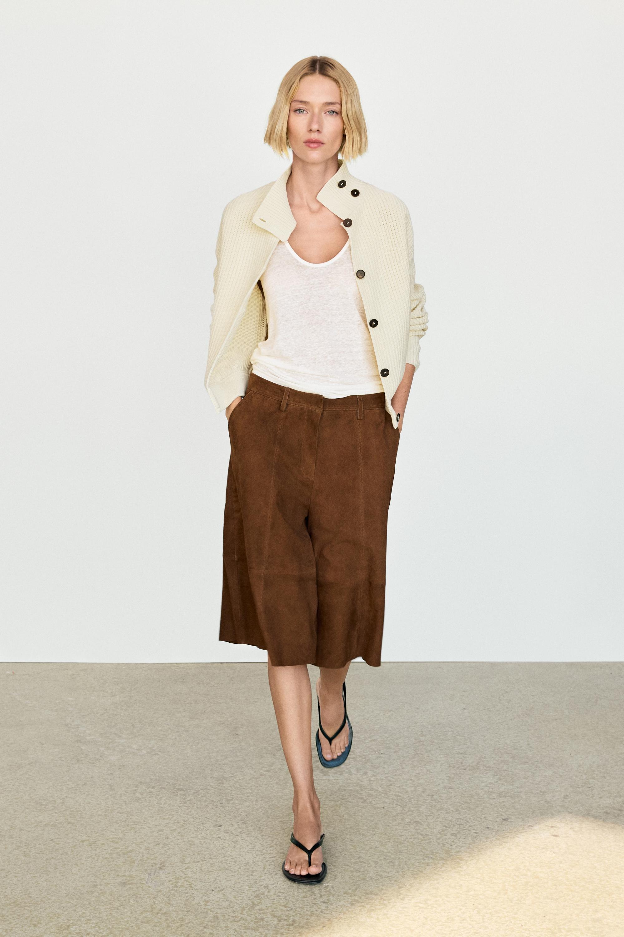 100% cotton turtleneck knit cardigan Cream