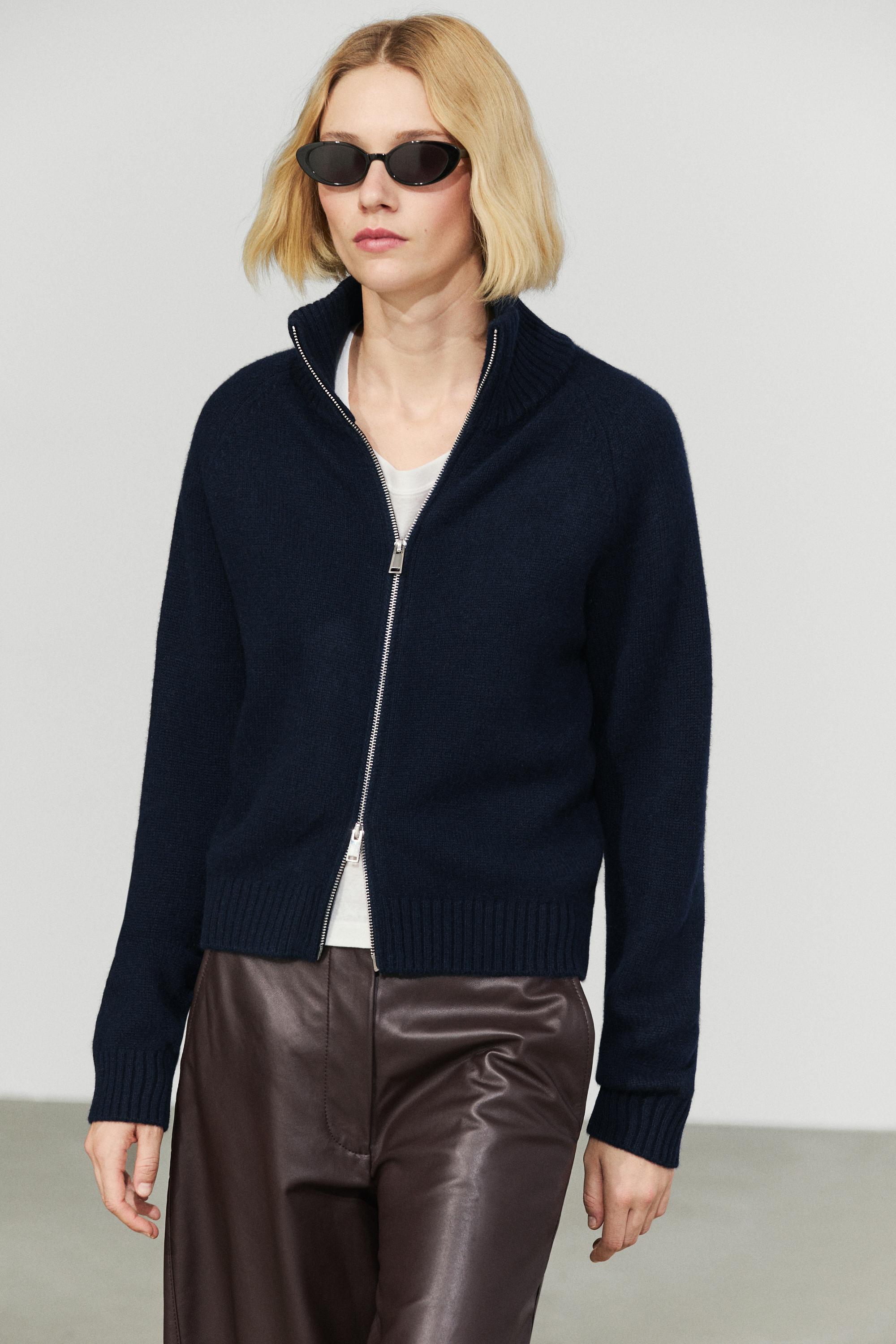 100% cashmere zip knit cardigan Navy Blue
