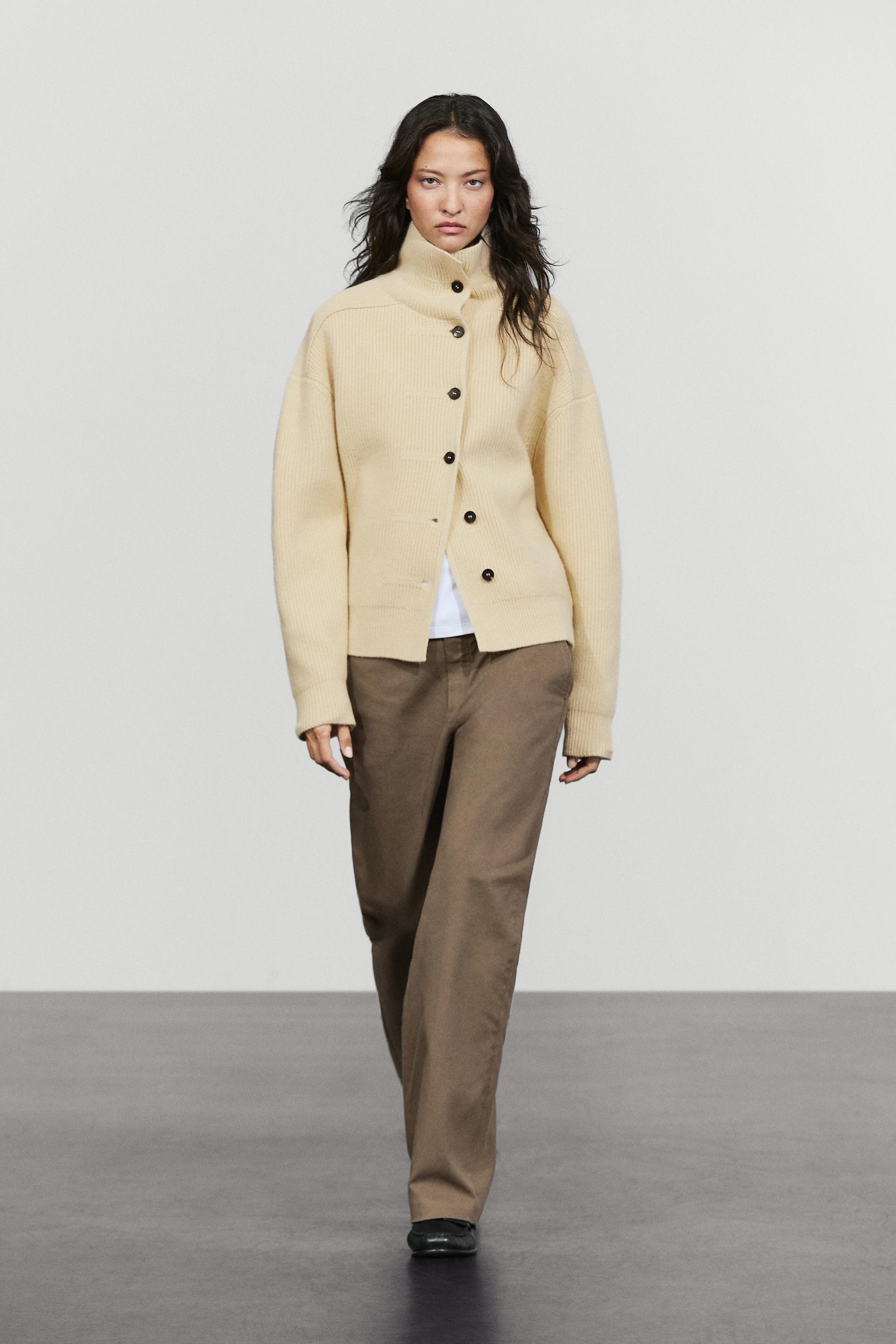 100% wool buttoned knit cardigan Vanilla