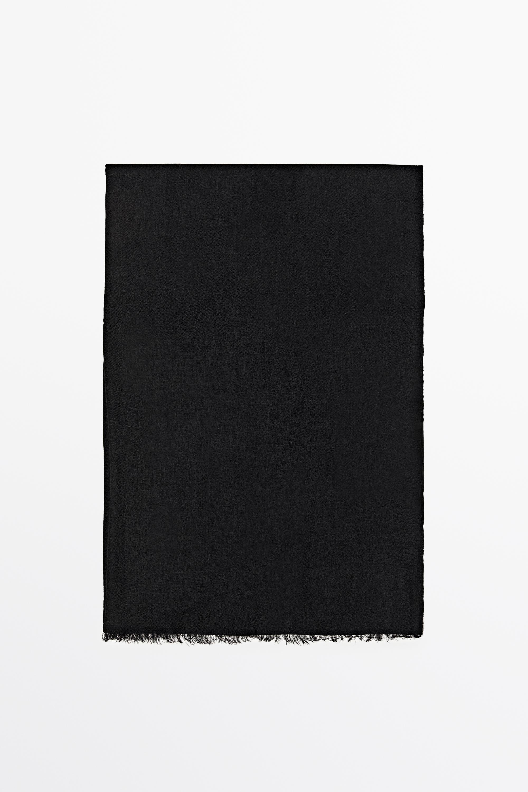 Lightweight 100% wool scarf Black