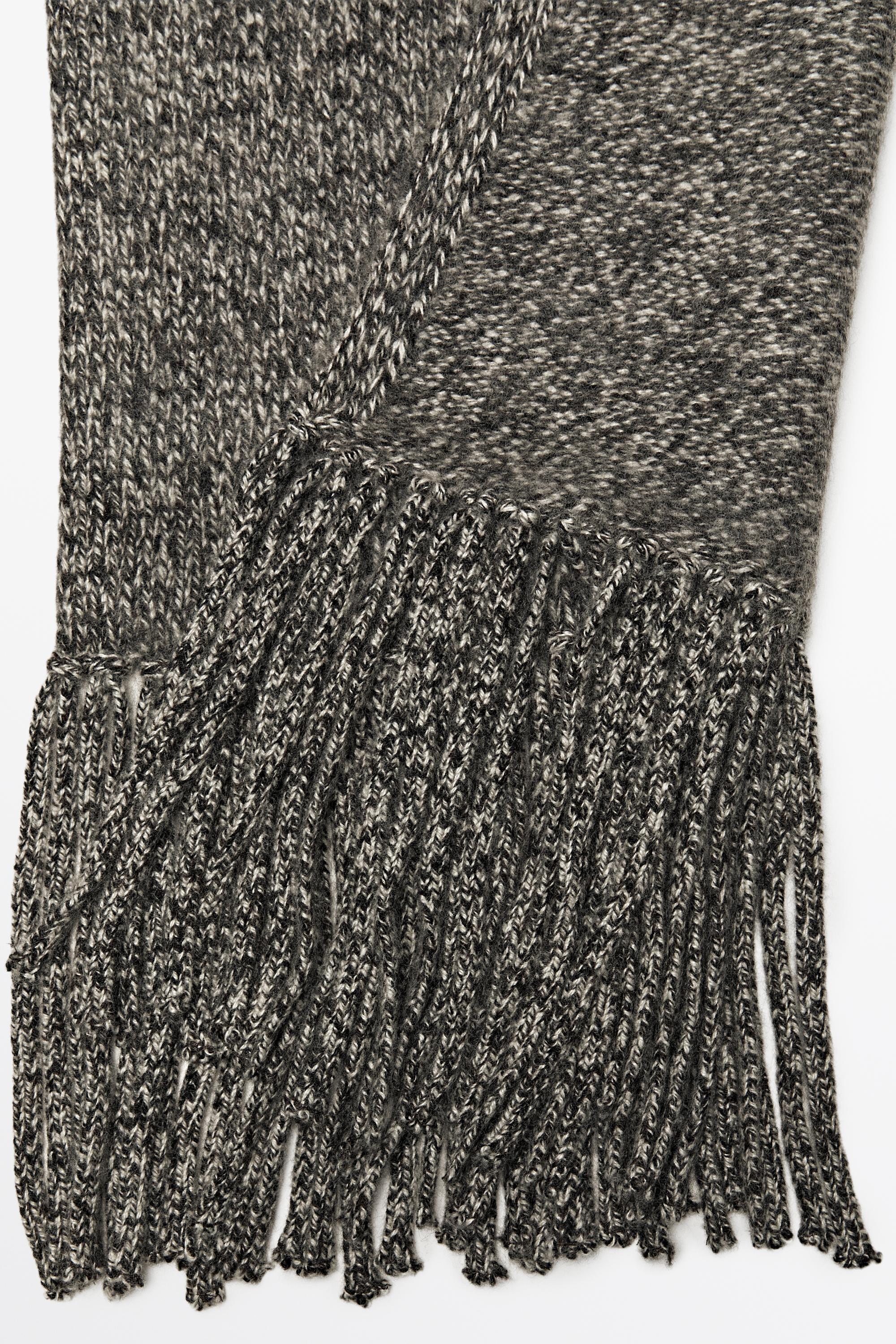 100% Cashmere Heathered Knit Scarf Black