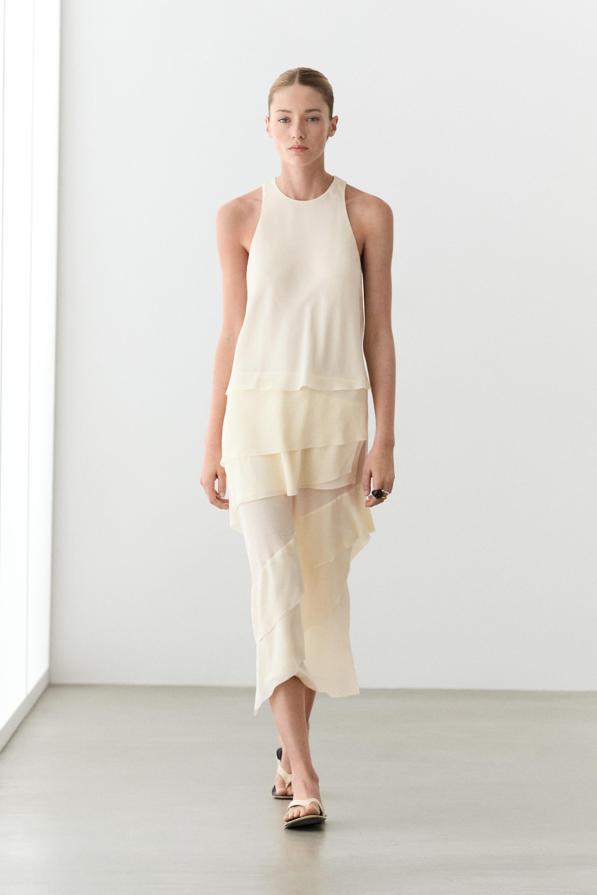 Flowing midi dress with ruffles Cream