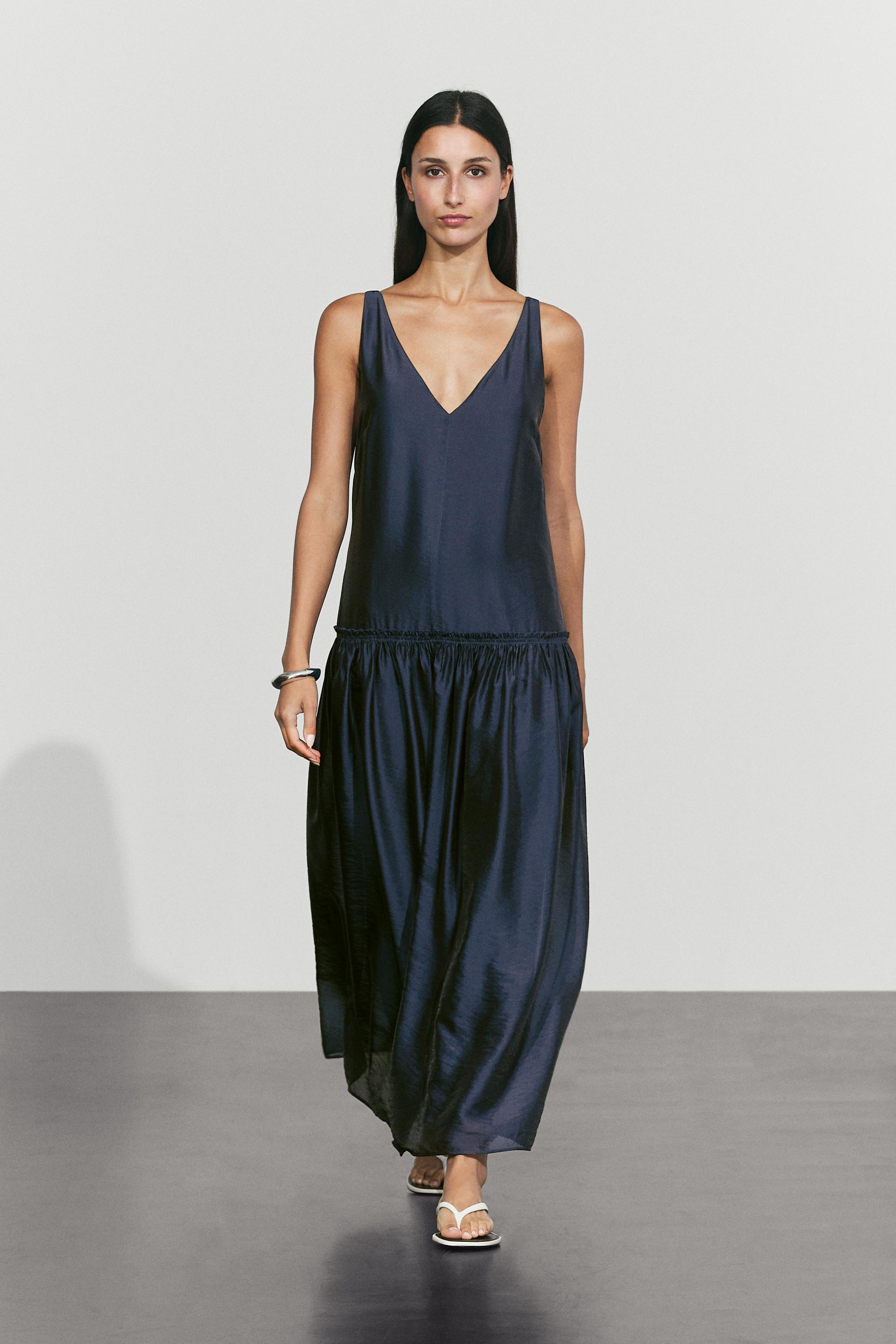 Flowing flared maxi dress Medium Blue
