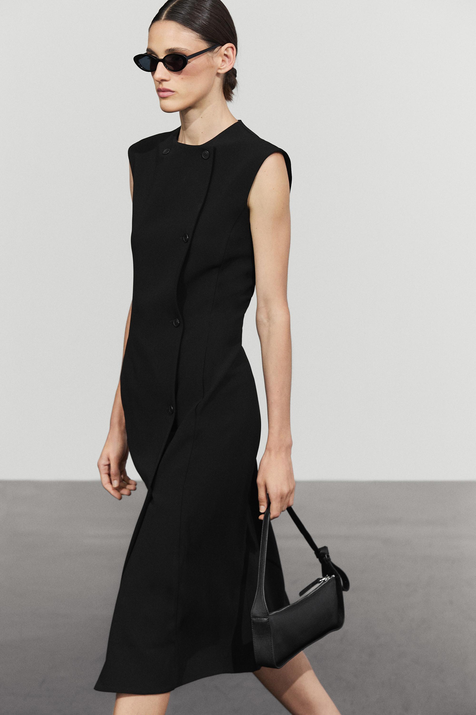 Buttoned midi dress Black