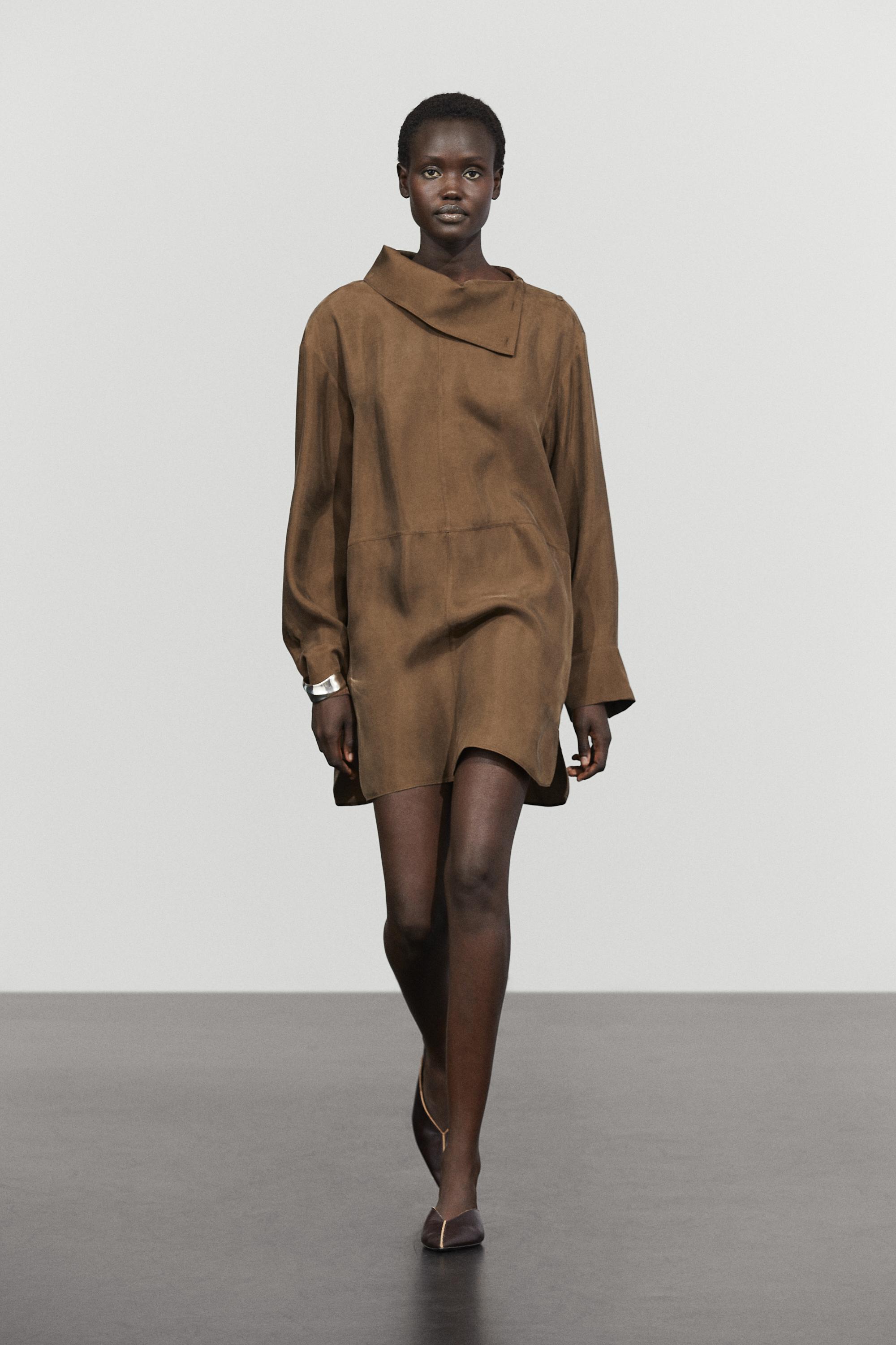 Flowing short dress with asymmetric neck Brown