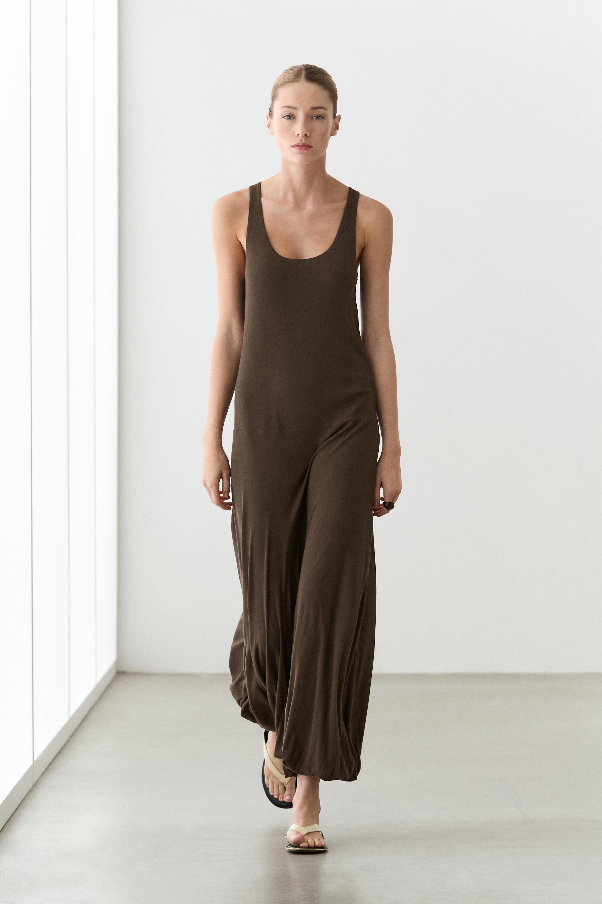 Midi dress with puffed detail Khaki