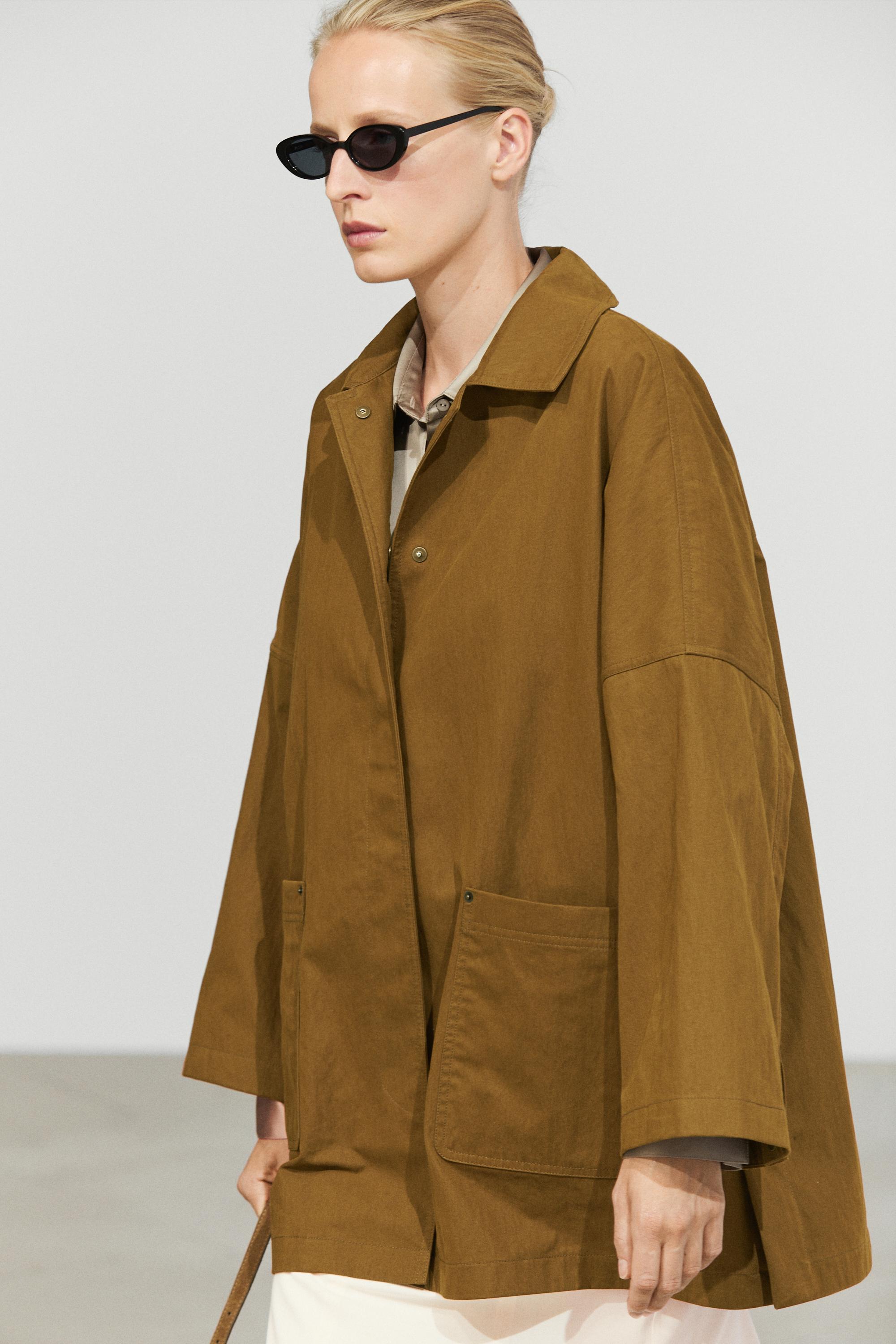 Jacket with collar and buttoned placket Ochre