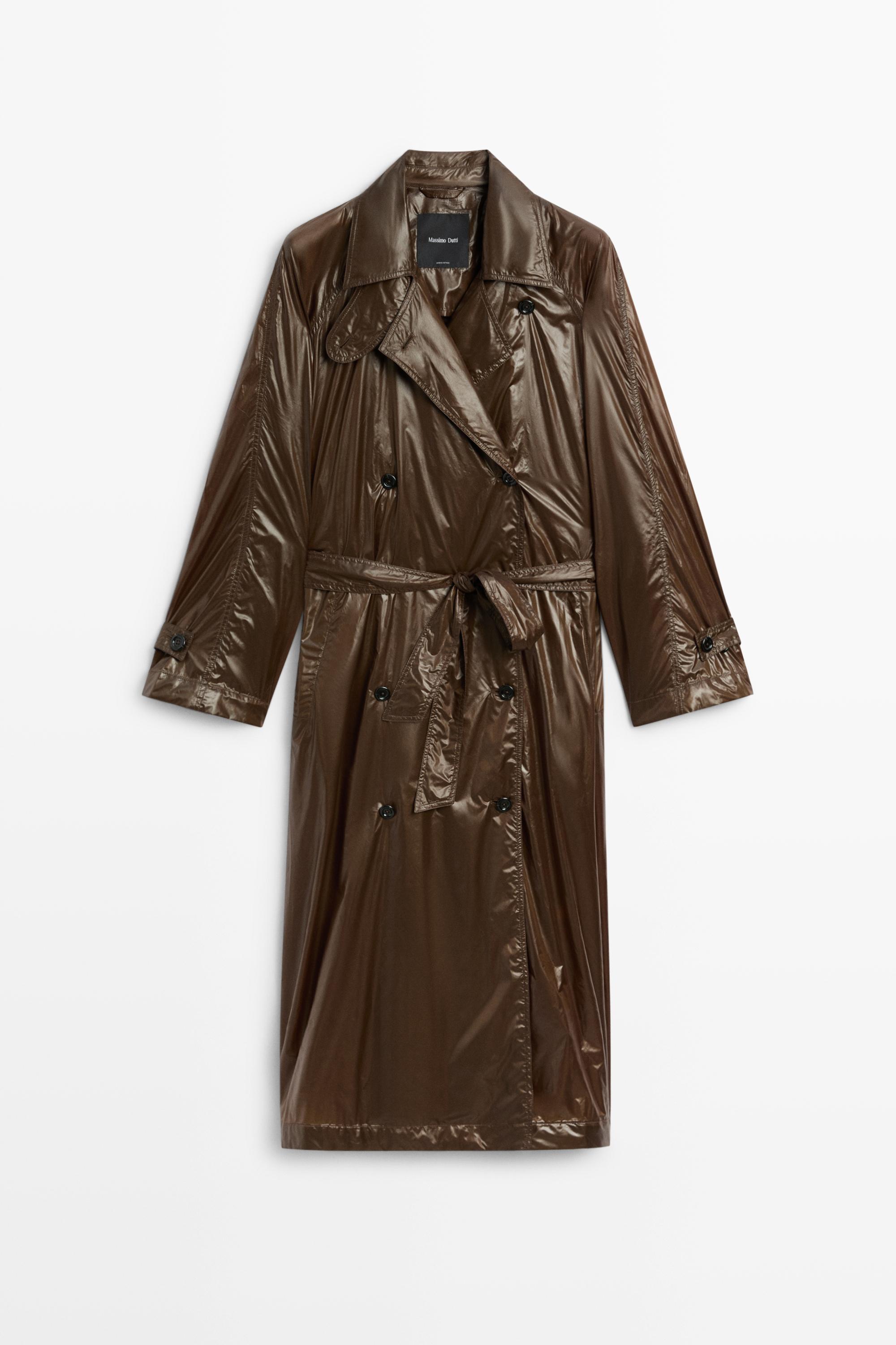 Long flowing trench coat Bottle