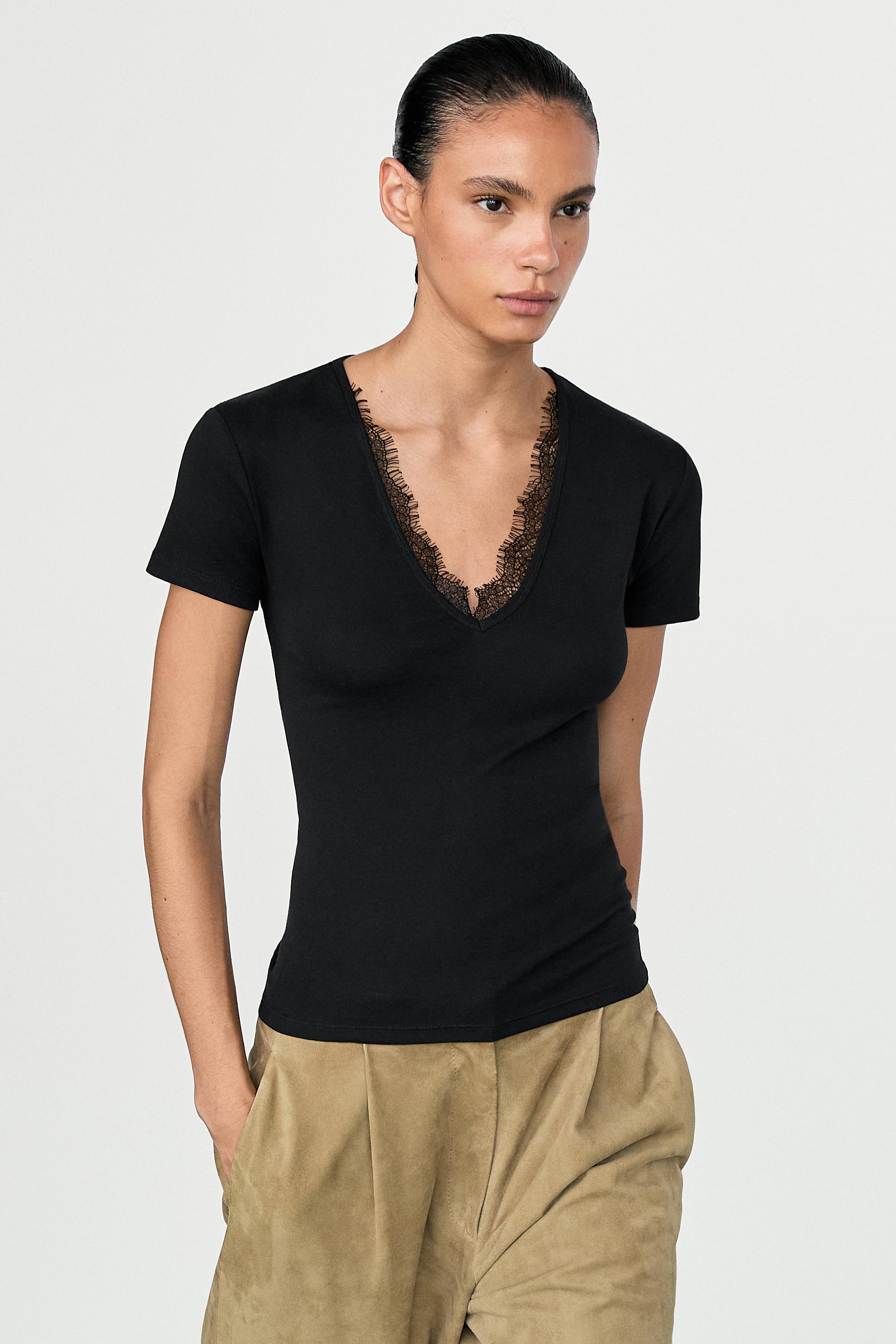 Lace-detail V-neck T-shirt Black
