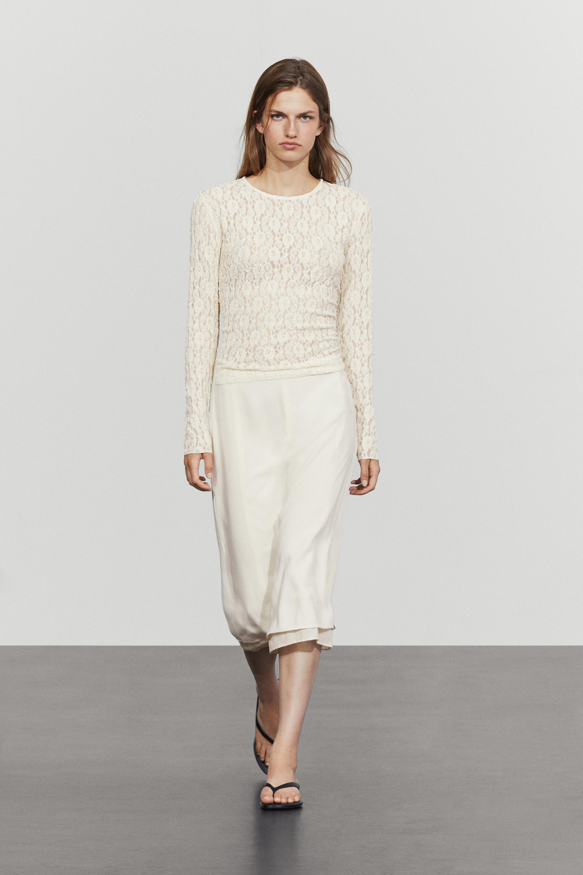 Long sleeve lace detail T-shirt Cream