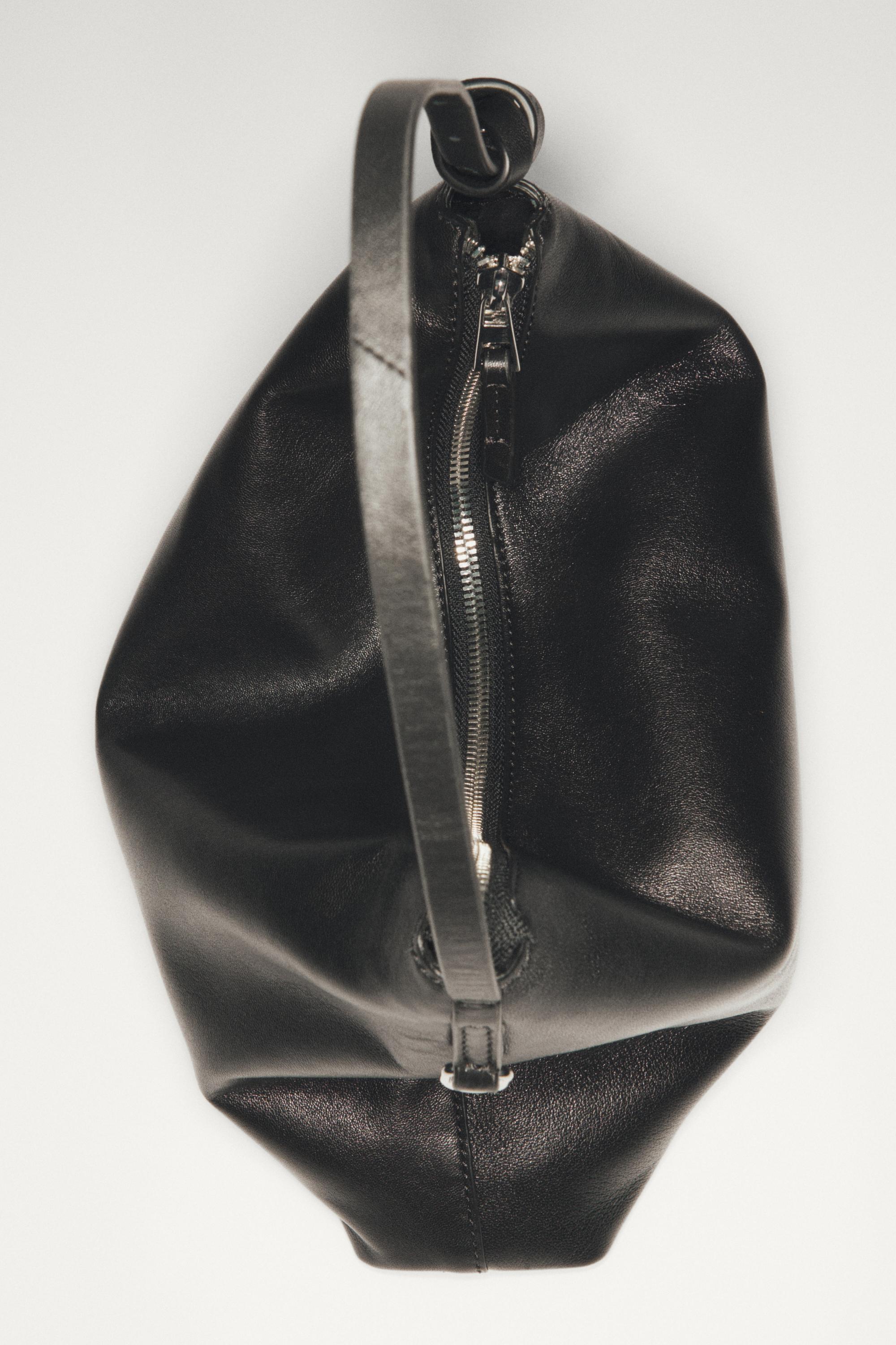 Medium nappa leather bag Black